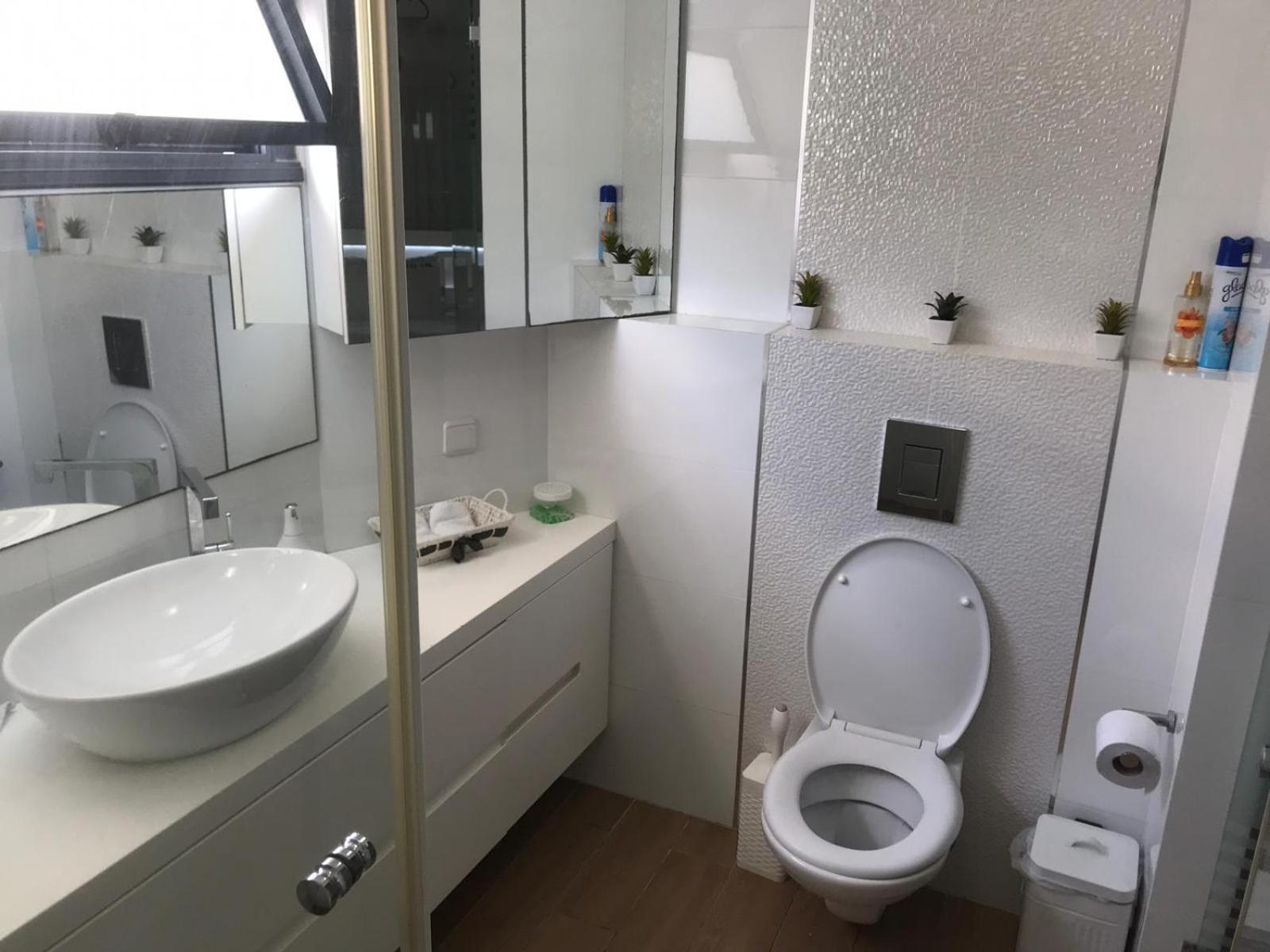 Double Room with Pool View - Photo 45