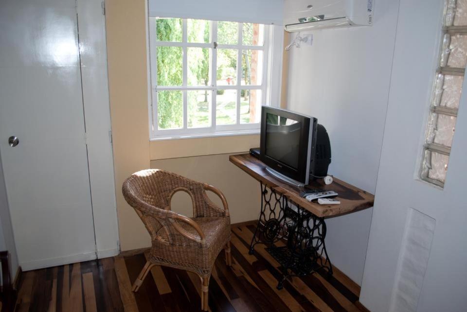 Apartment (4 Adults)