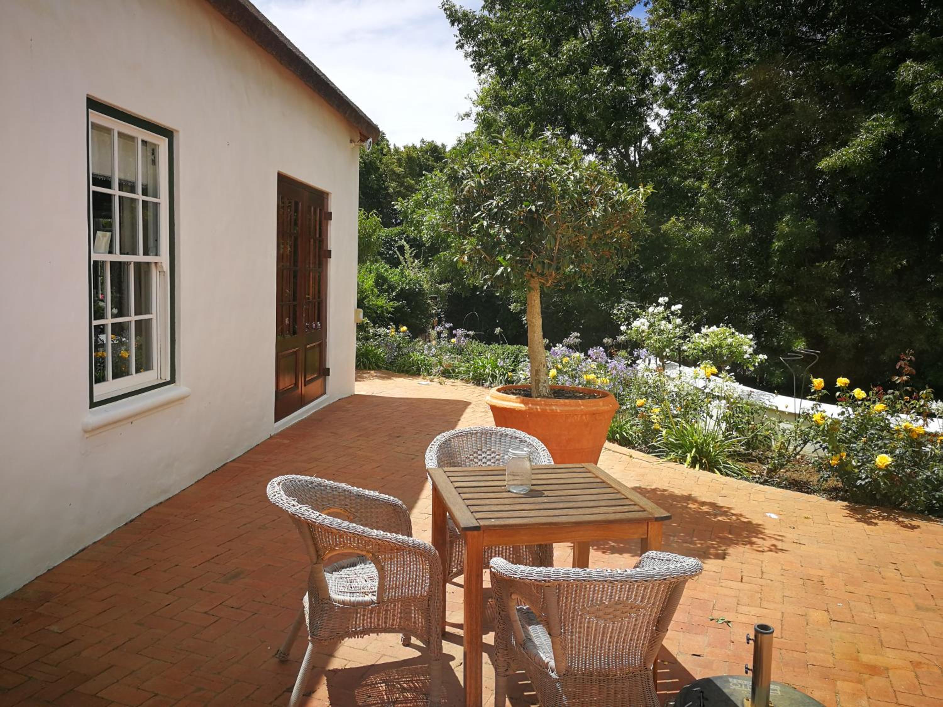 Double Room with Garden View photo 3