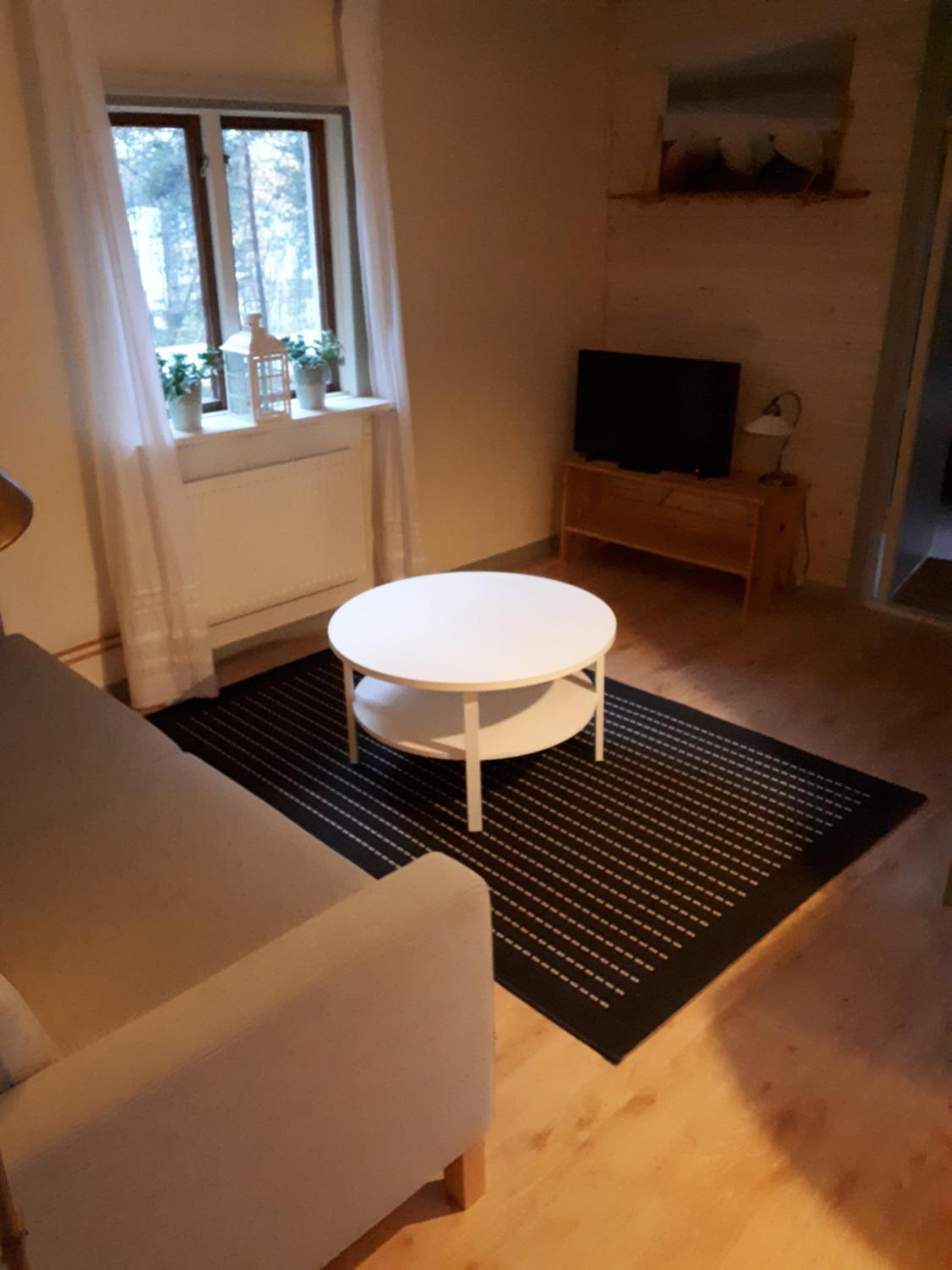 One-Bedroom House photo 3