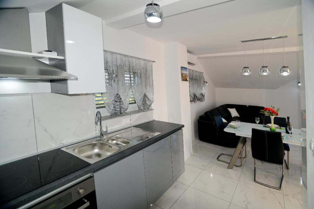 Apartment - Photo 28