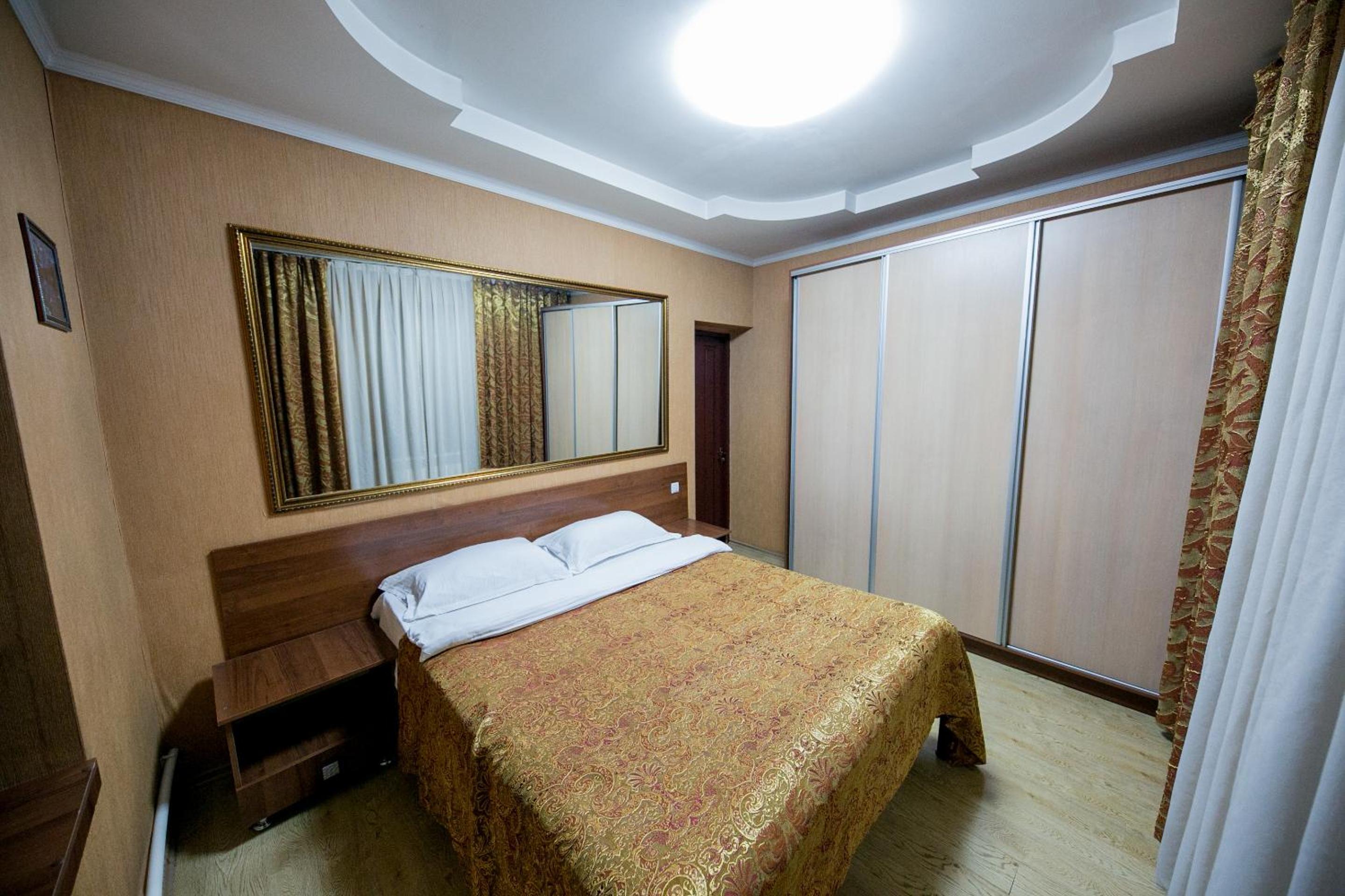 Two-Bedroom Suite with Kitchen