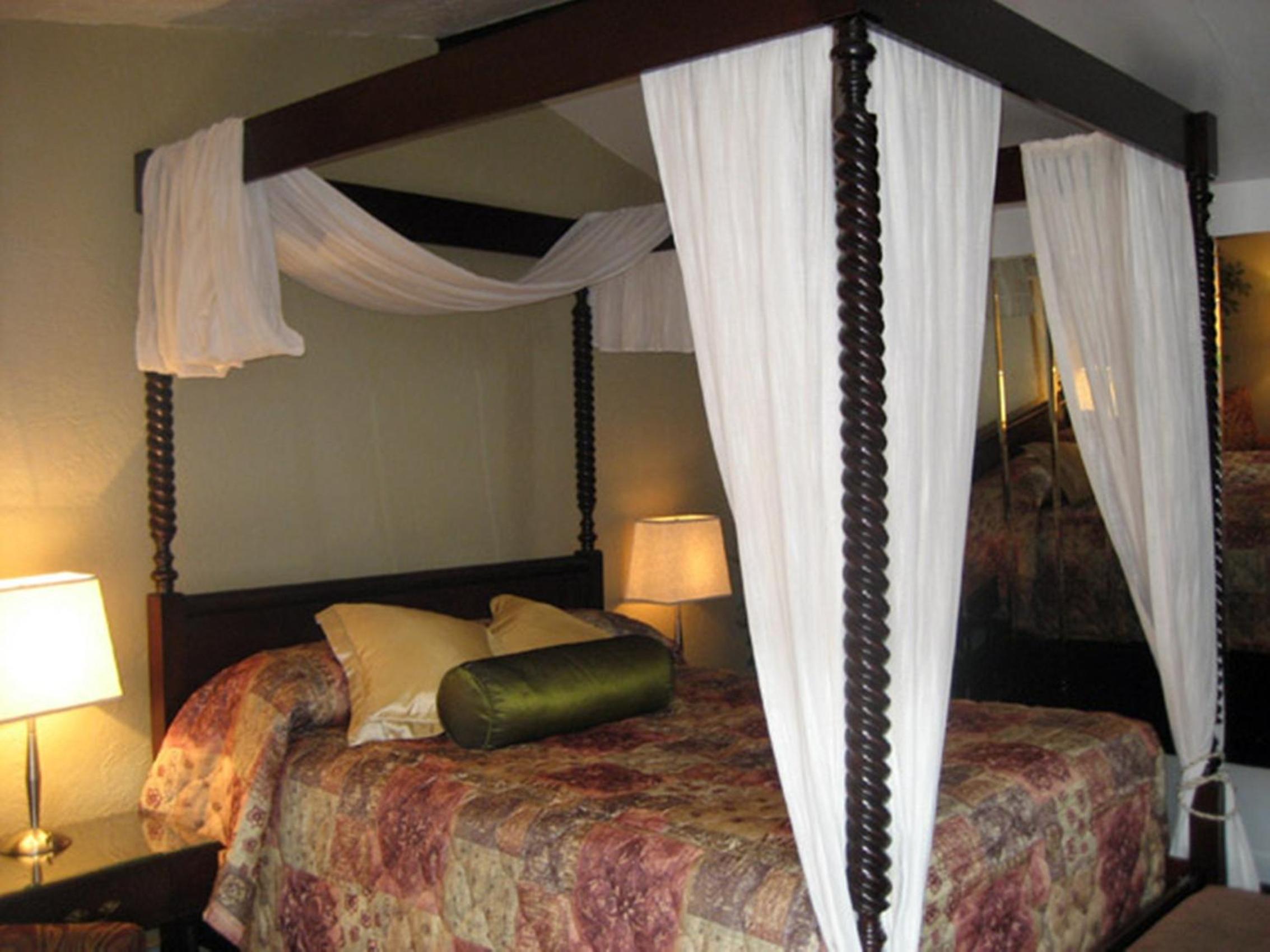 Queen Suite photo 1