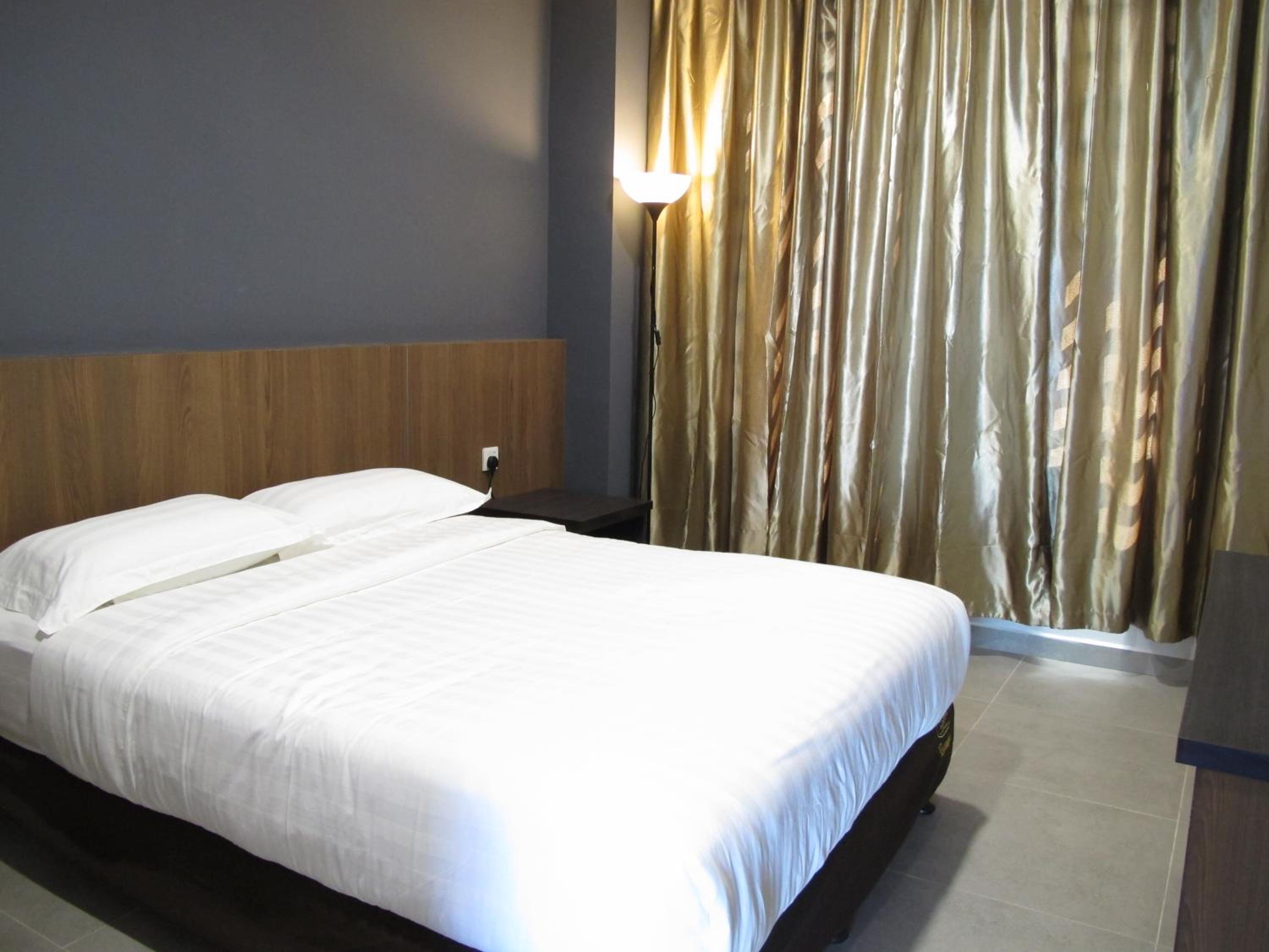 Queen Room - Disability Access