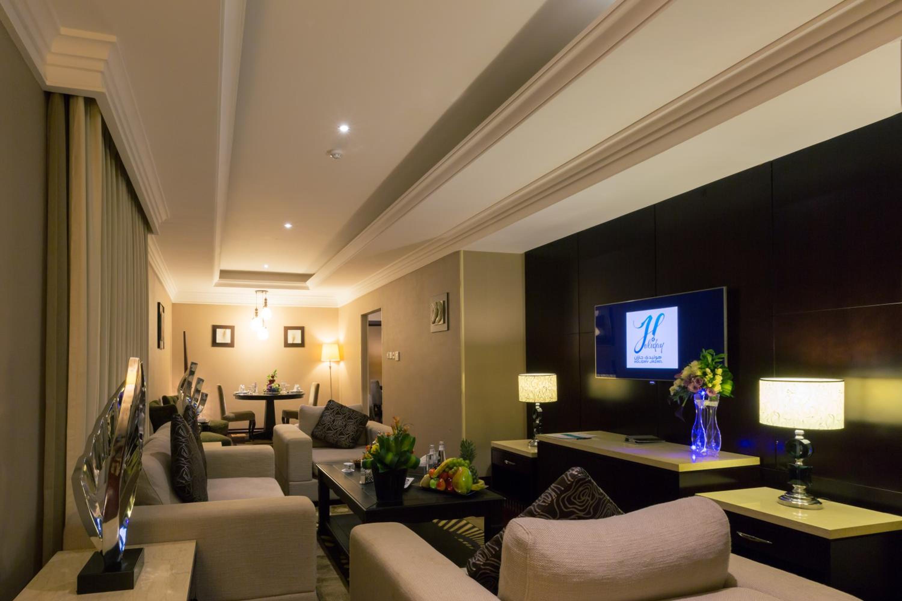 Royal Suite photo 2