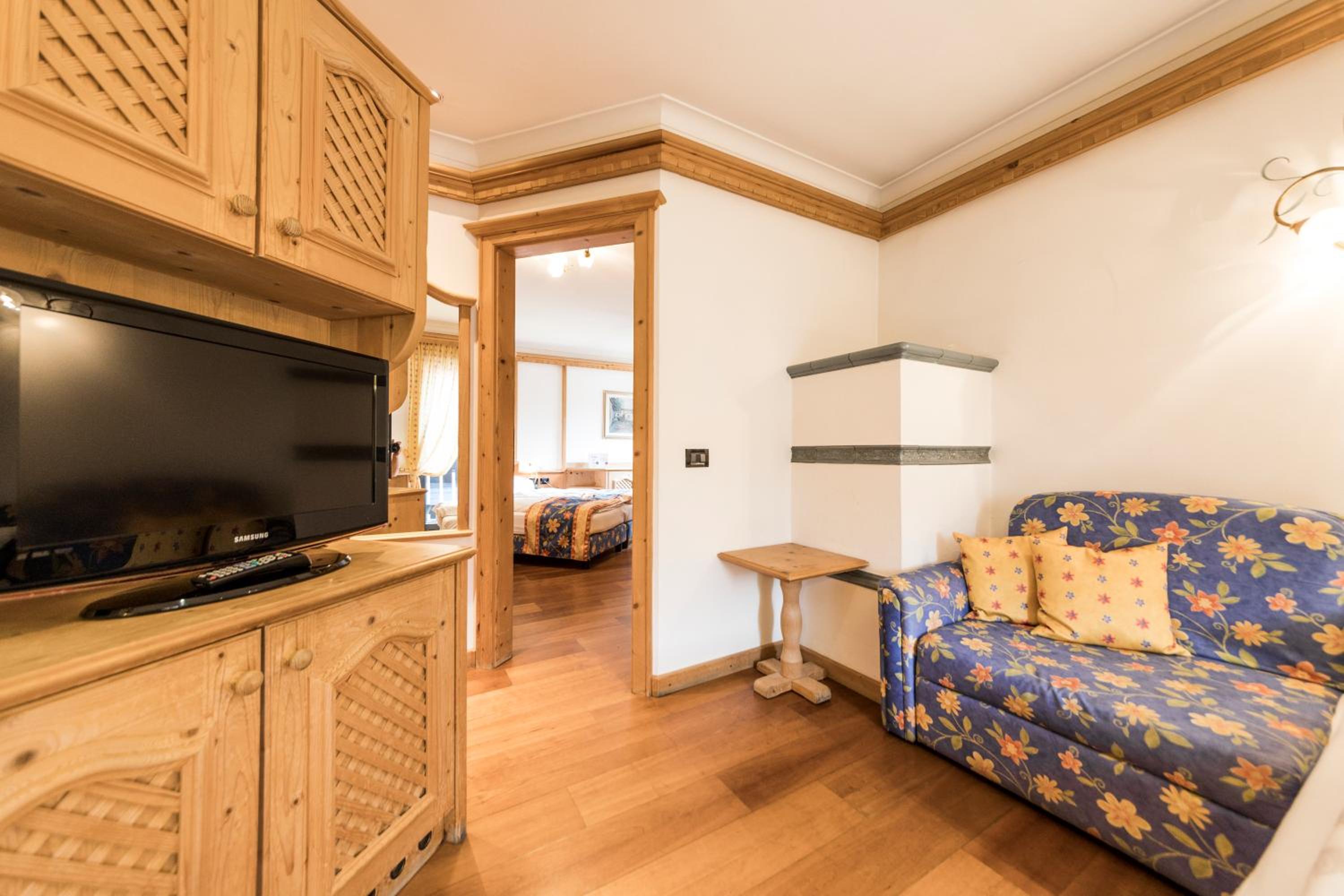 Superior Double or Twin Room with Mountain View - Photo 2