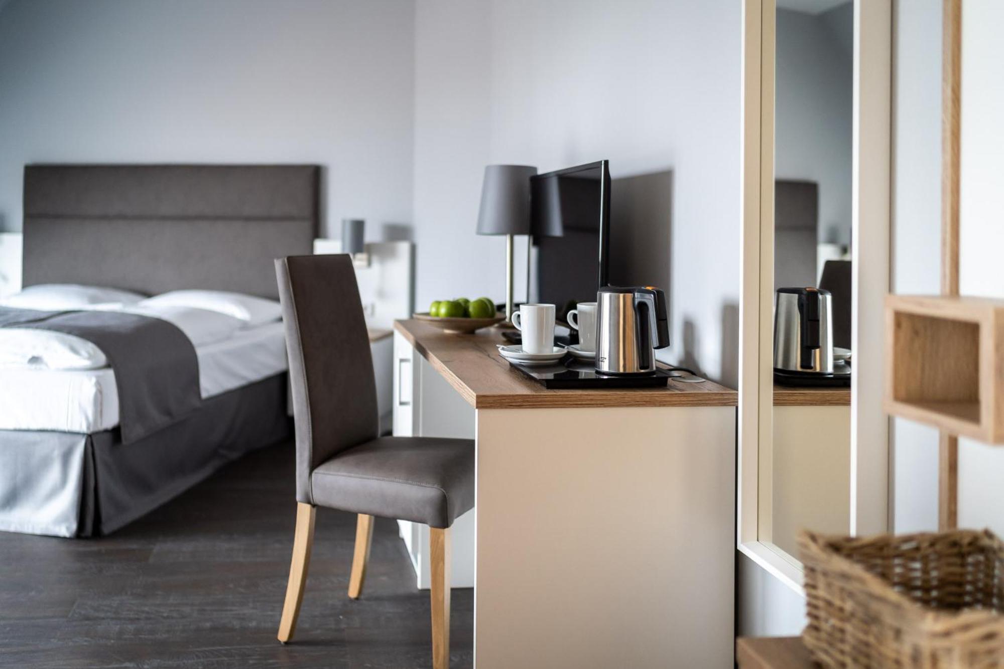Standard Double Room with Balcony, photo 7
