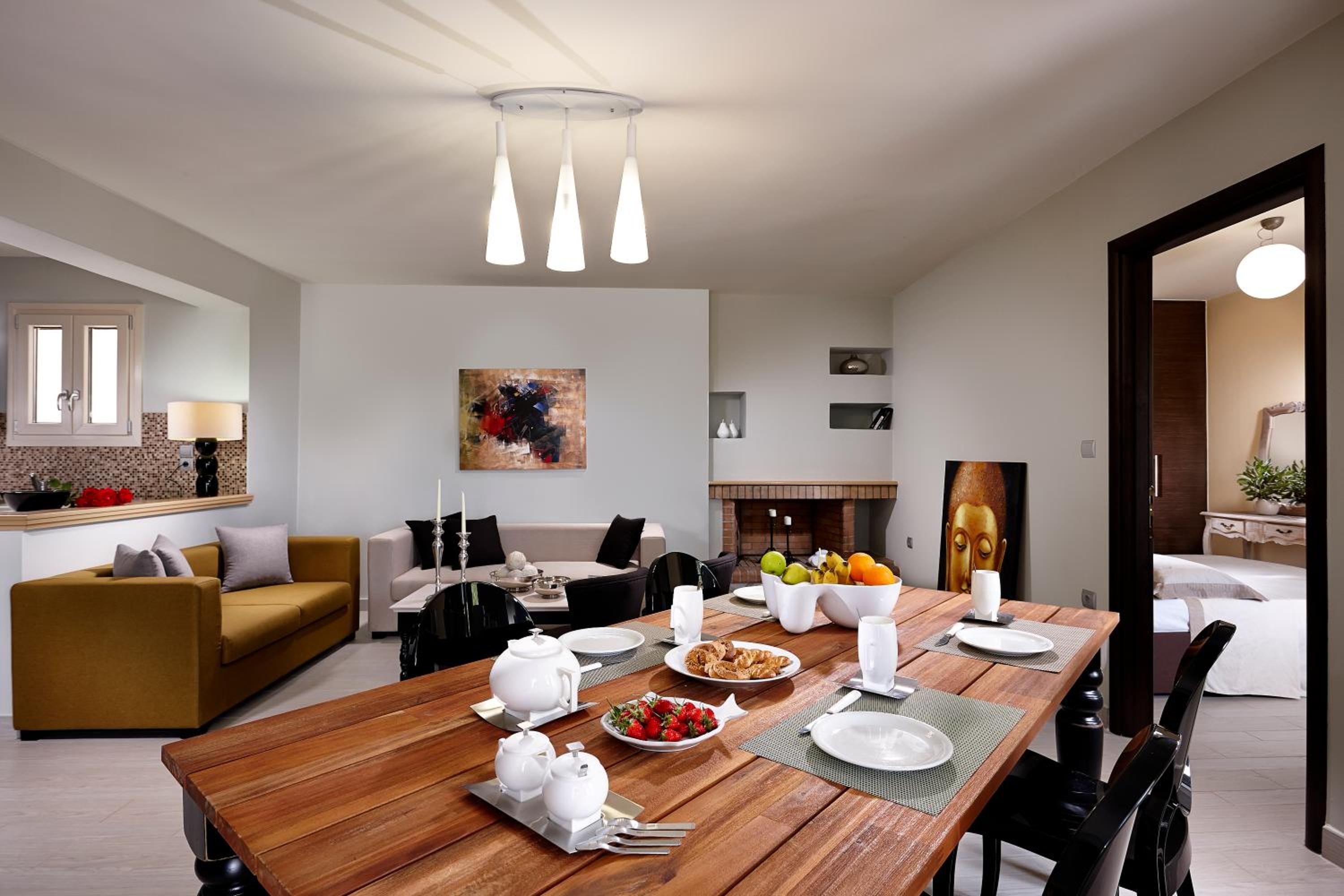 Two-Bedroom Villa with Private Pool (4 Adults + 1 Child)  photo 2