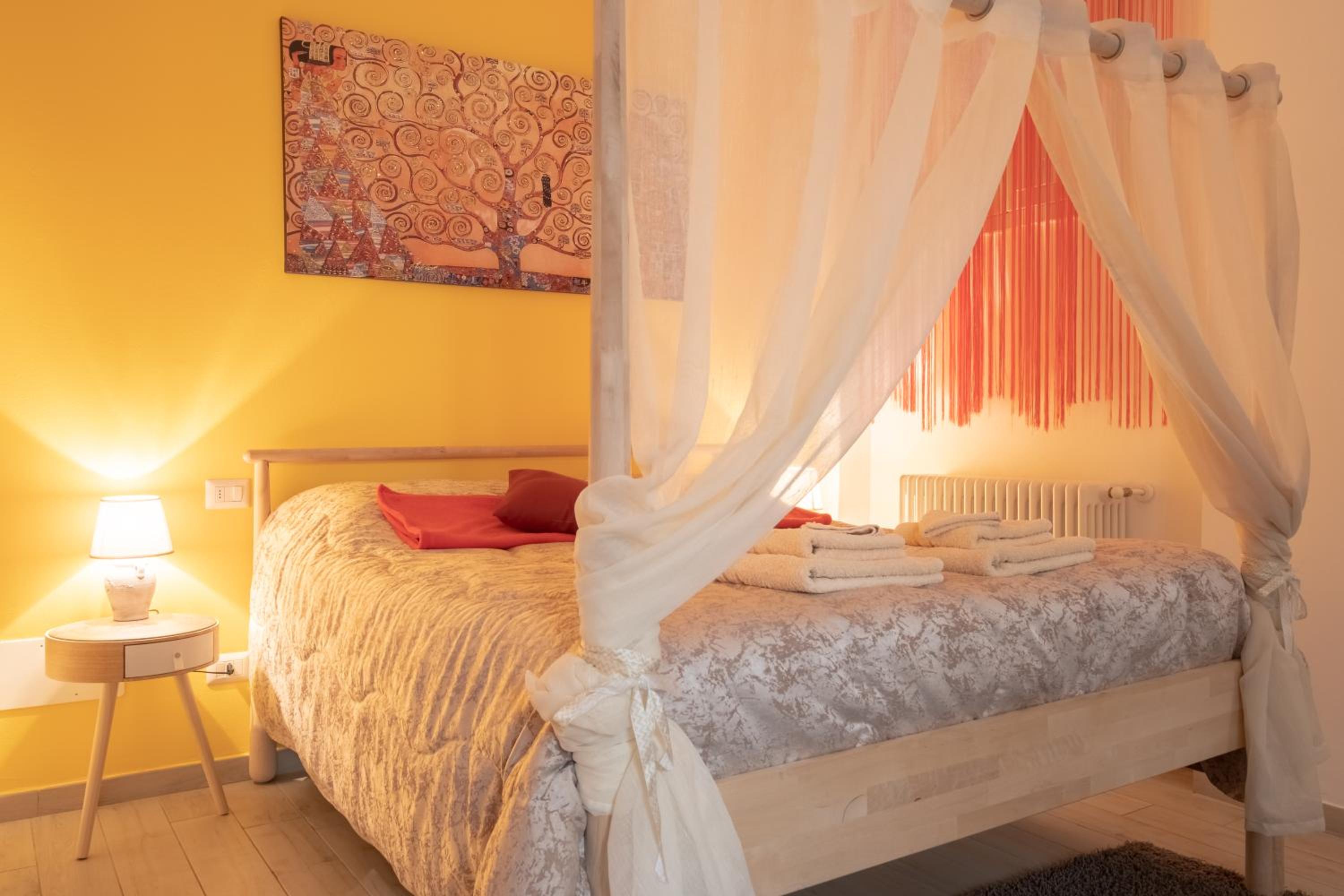 Family Studio with Private Bathroom