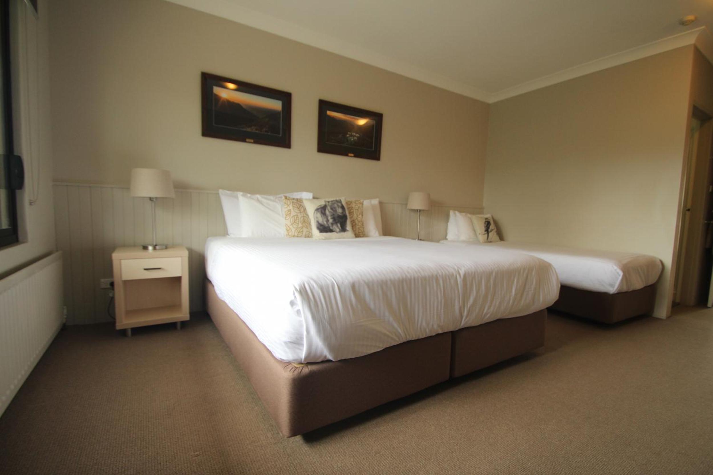 Superior King Room with Lake View - Top Floor photo 2