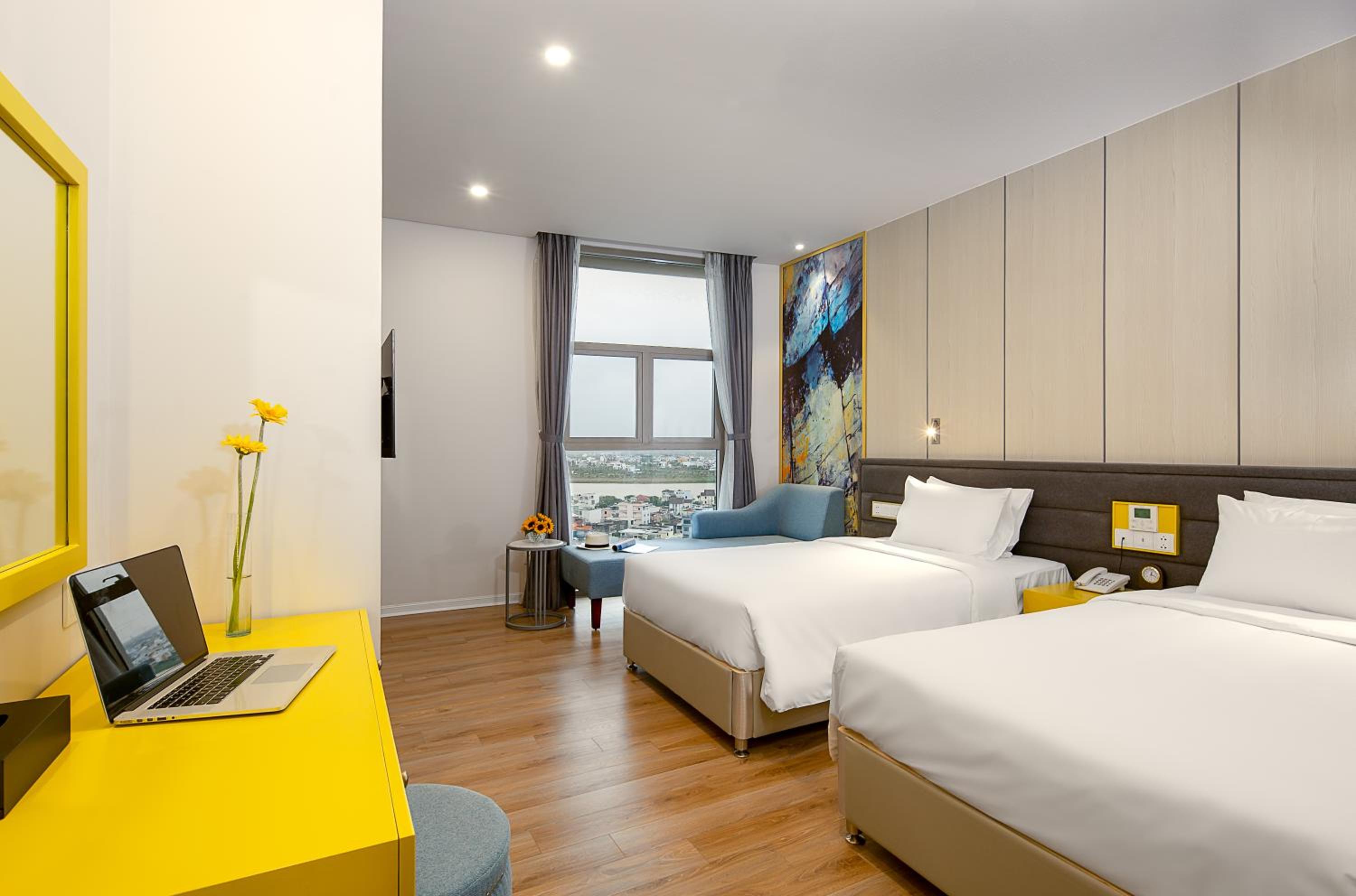 Deluxe Twin Room - Photo 2