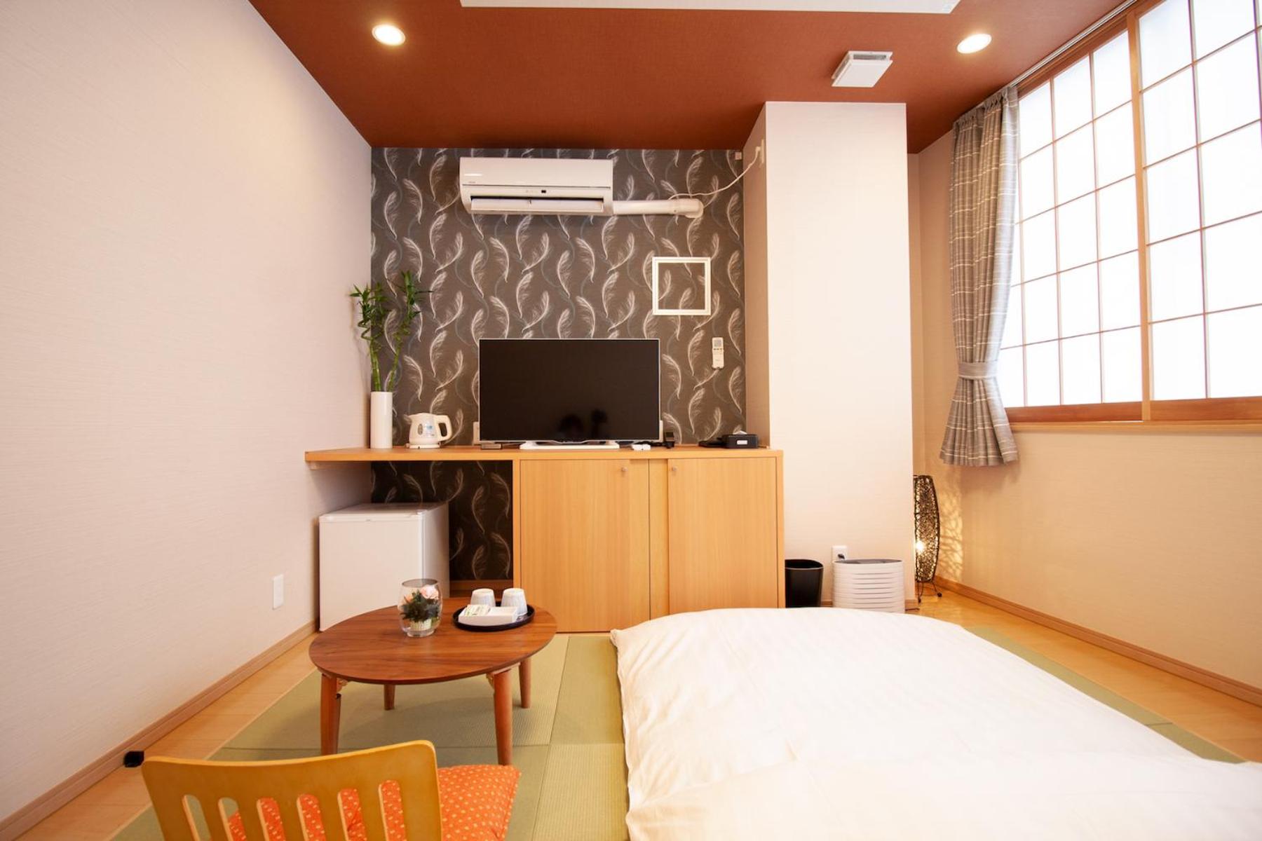 Japanese-Style Twin Room