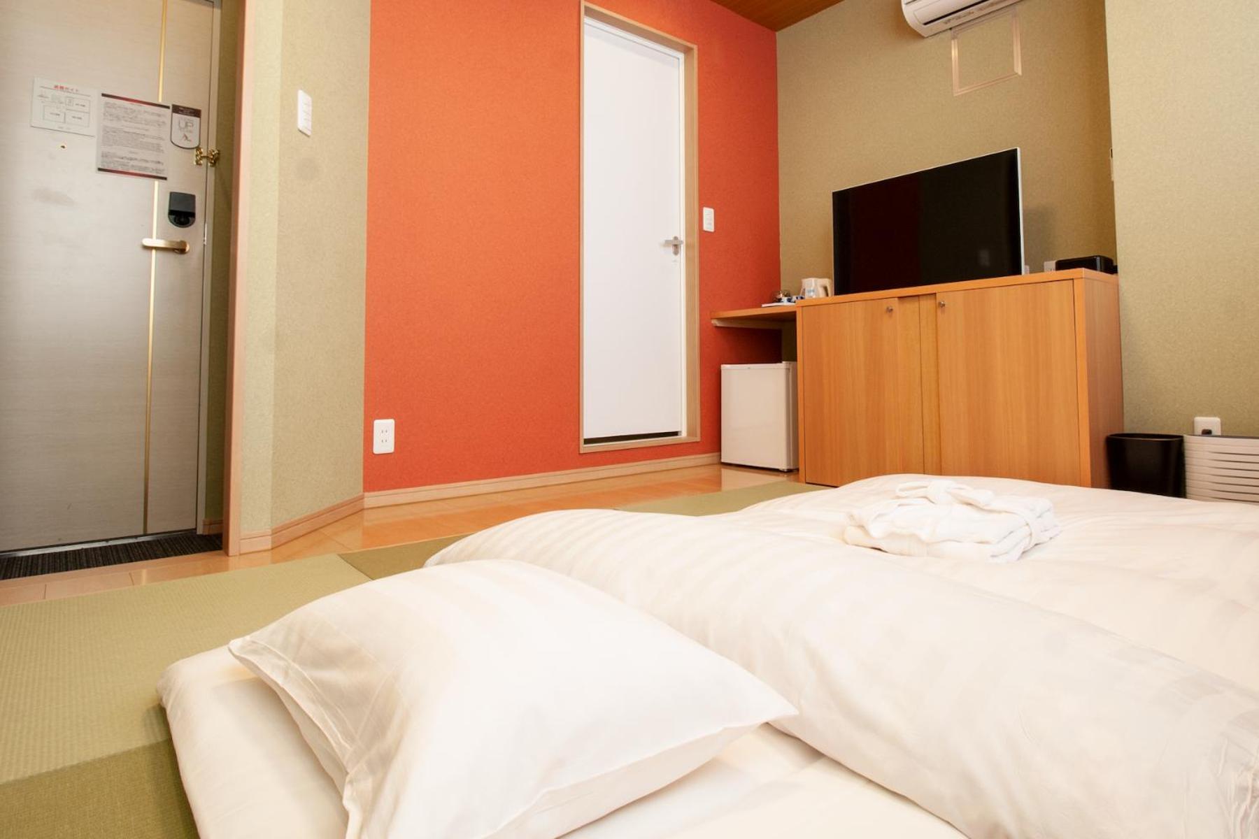 Economy Japanese-Style Twin Room