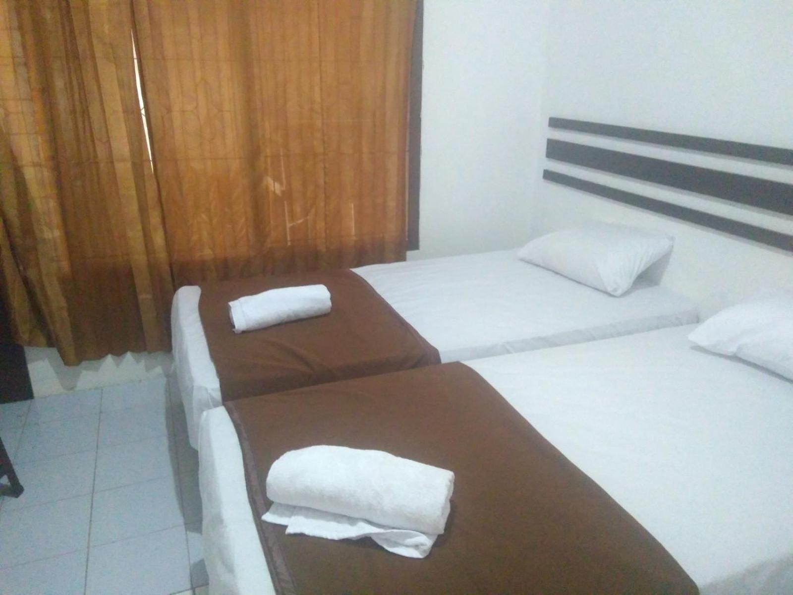 Standard Double Room - Photo 3