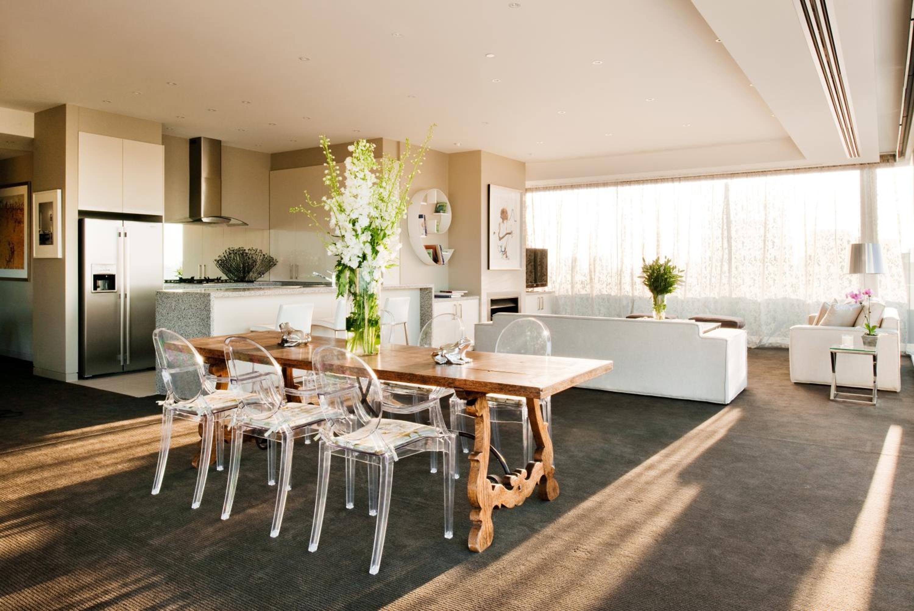 John Olsen Penthouse thumbnail 5