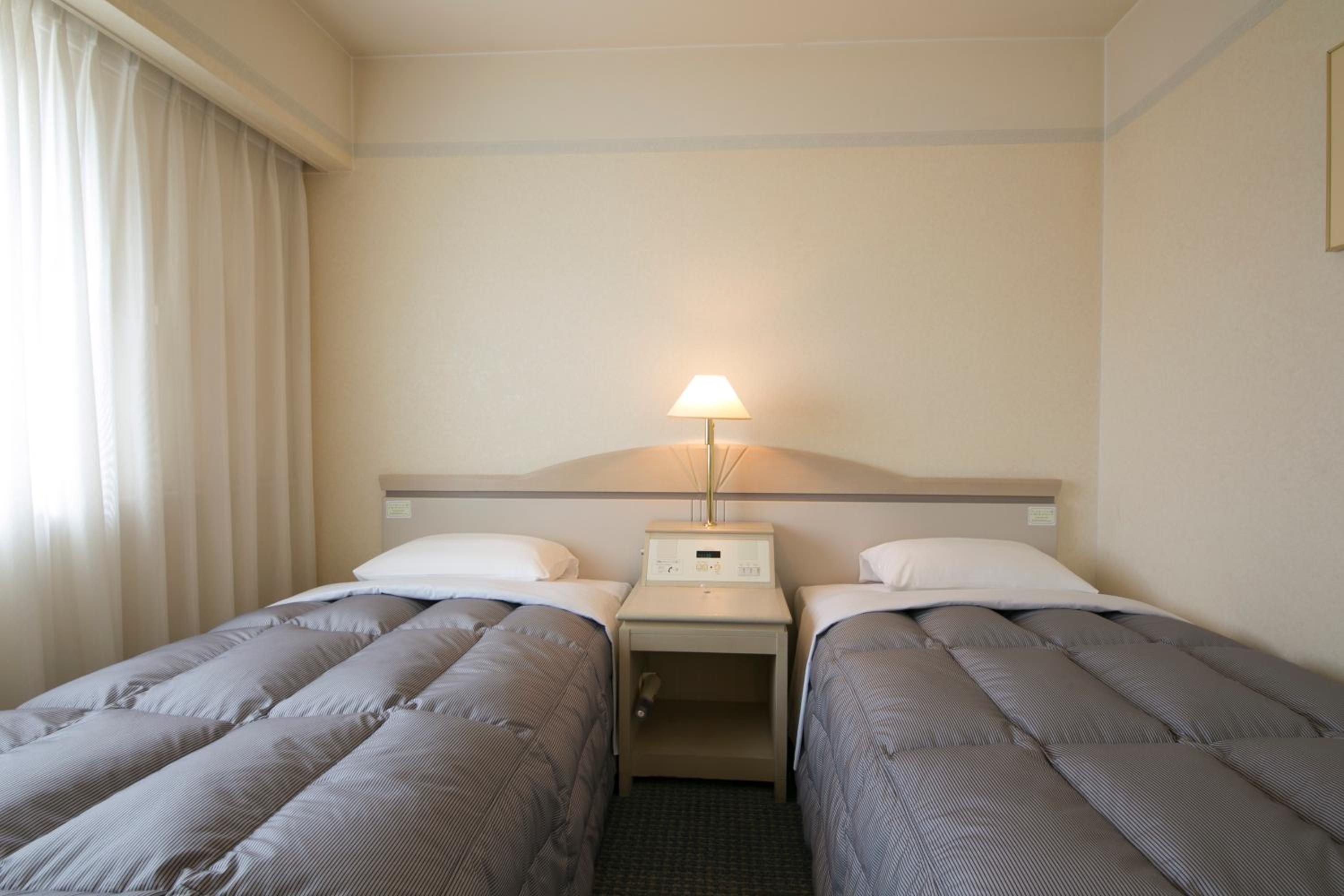 Twin Room - Photo 4
