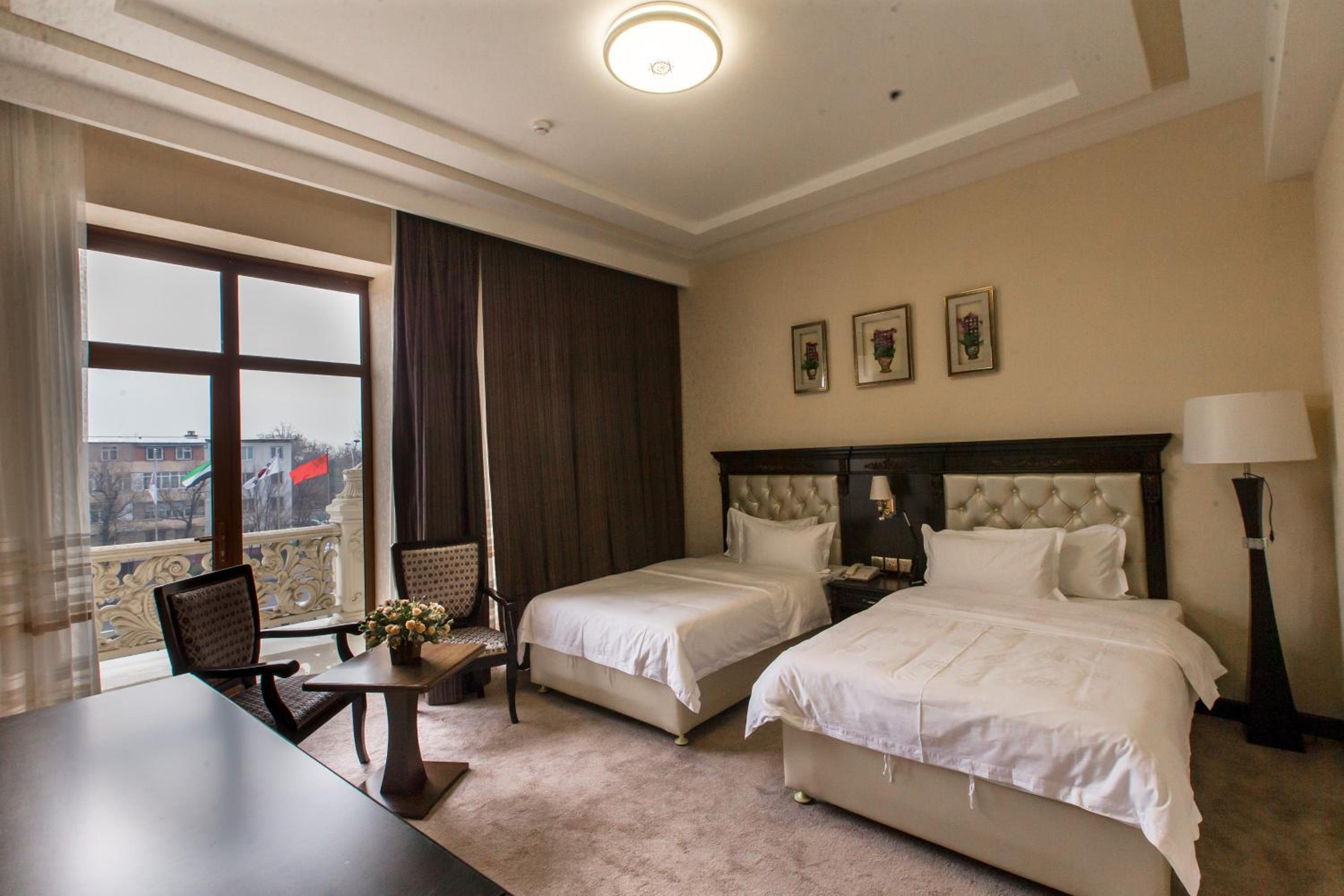 Twin Room - Photo 4