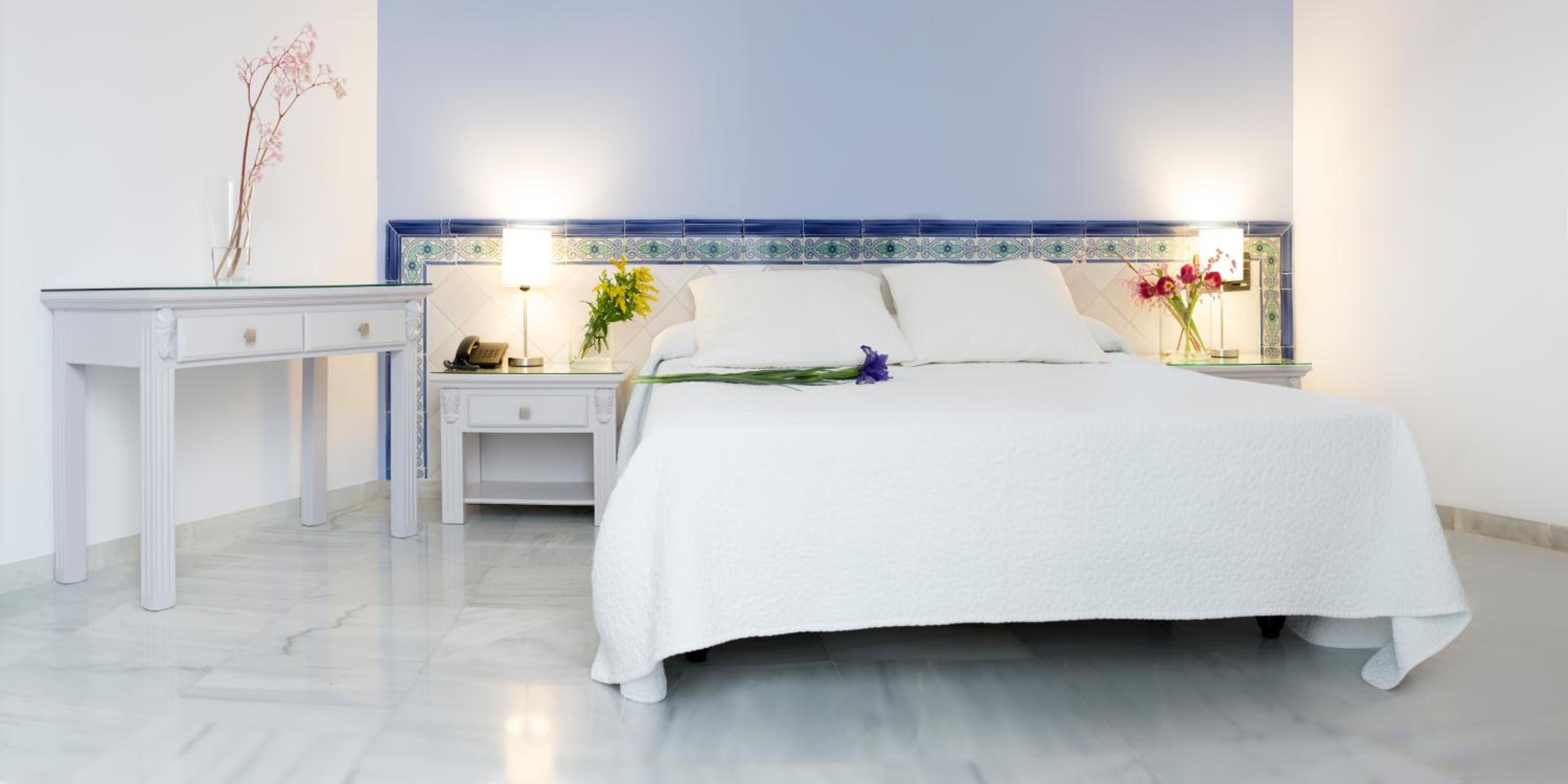 Habitación Doble con Bañera de Hidromasaje - Paquete Romántico