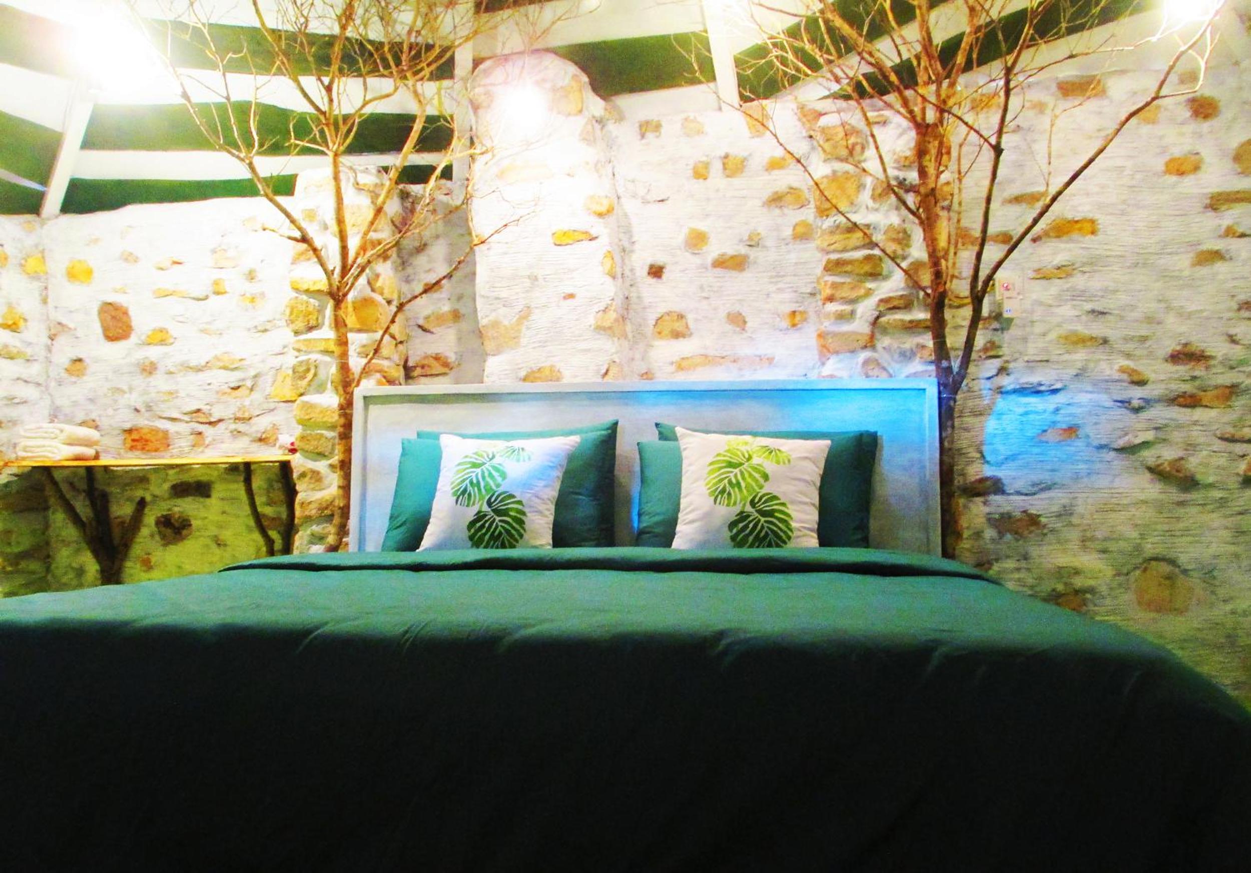 Deluxe Bungalow