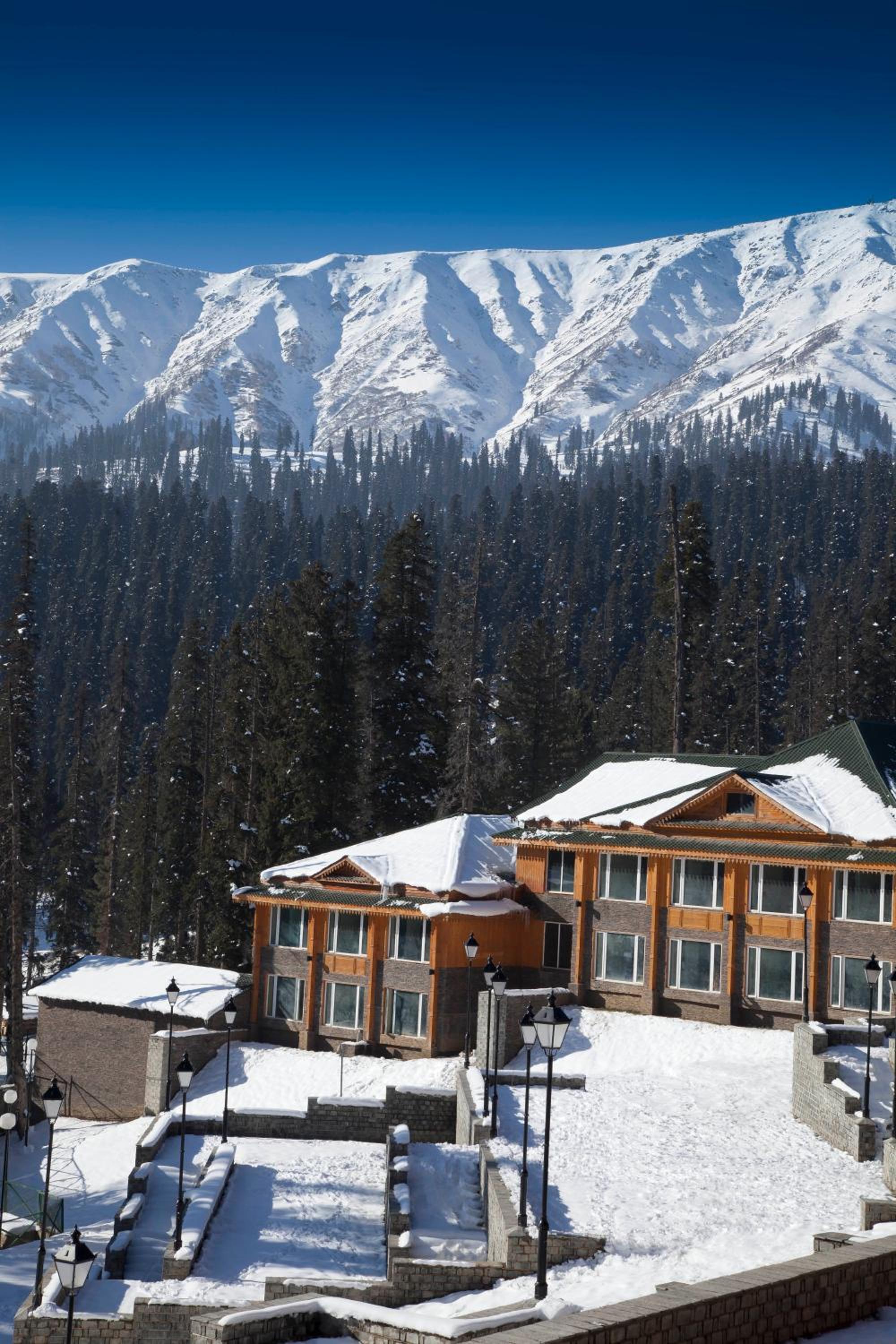 Luxury Double Room - Himalayan View Luxury Double Room - Himalayan View