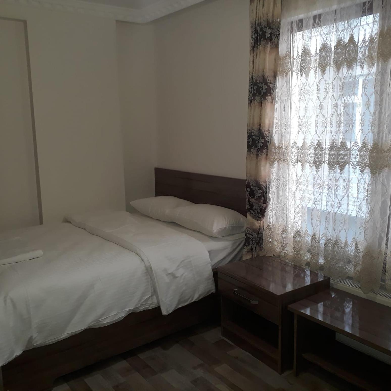 Large Single Room photo 1
