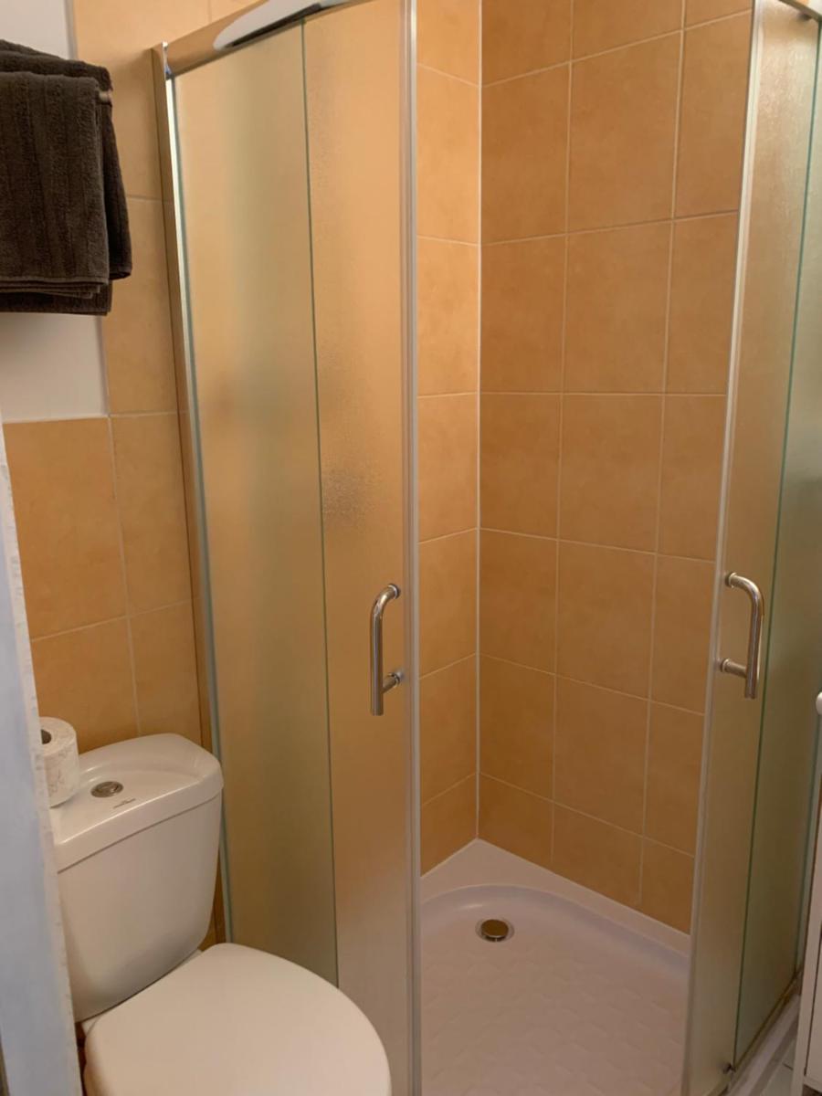 Small Double Room photo 1