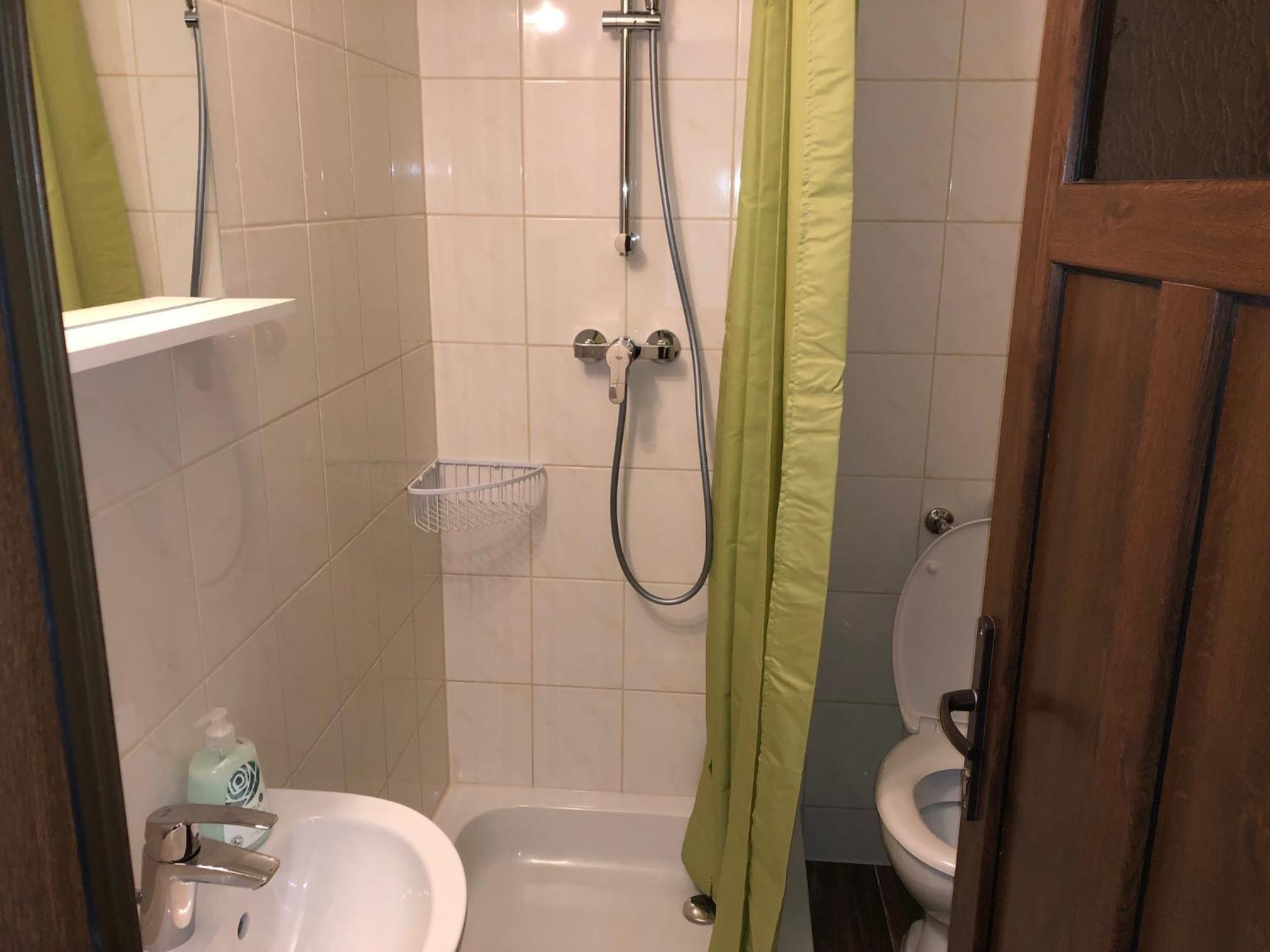 Small Twin Room photo 3