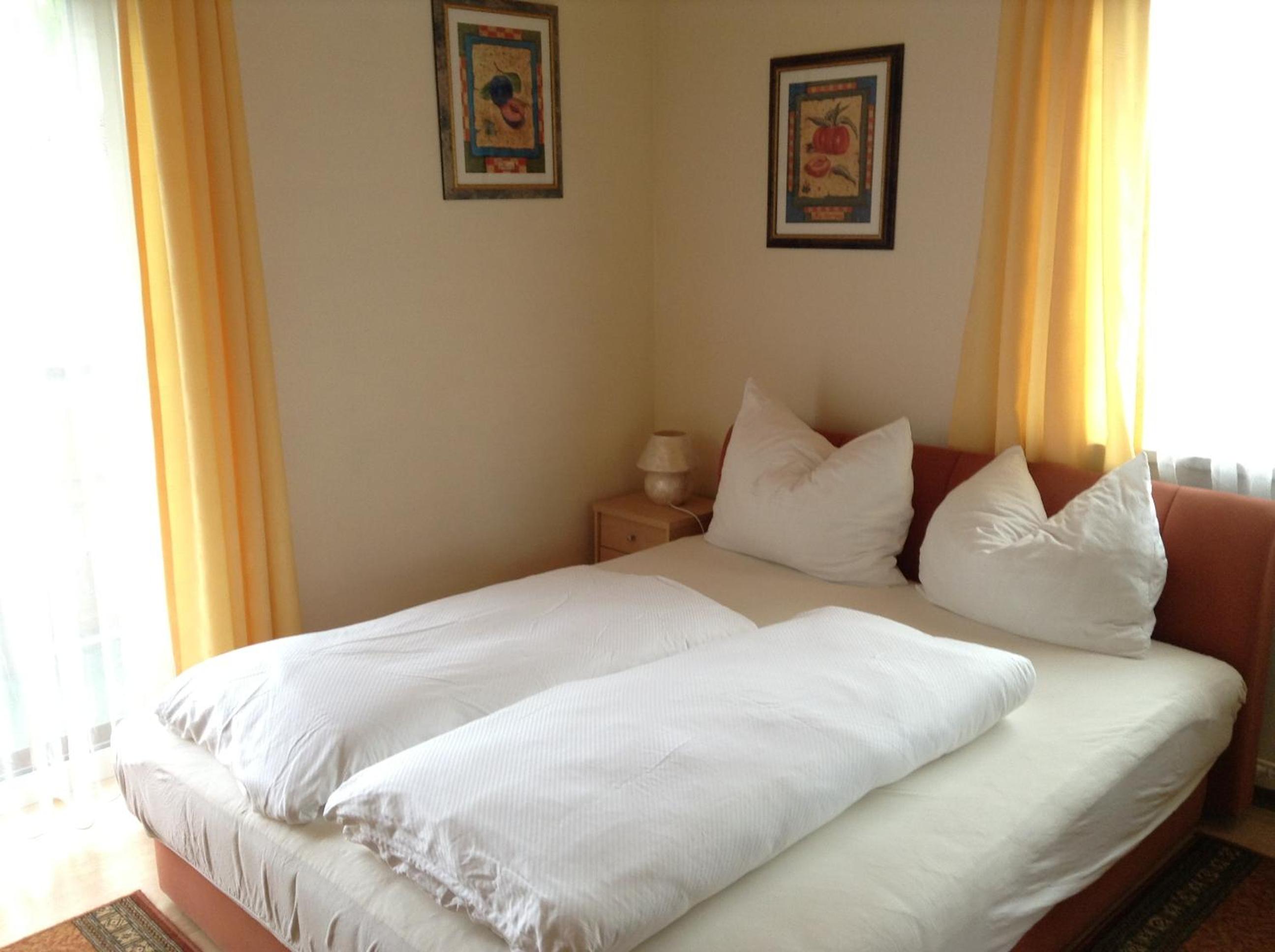 Studio Apartment photo 1