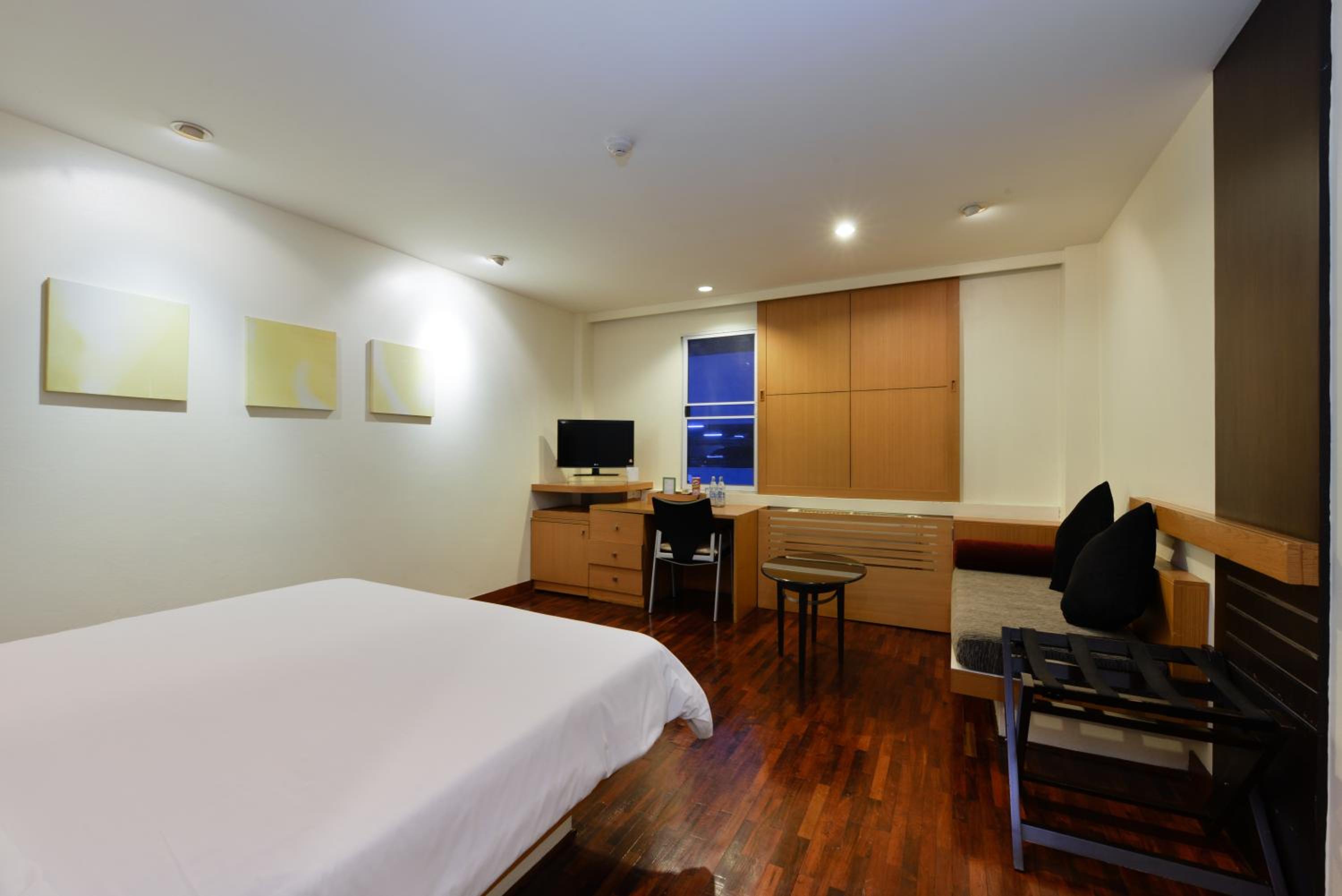 Deluxe Double Room photo 3