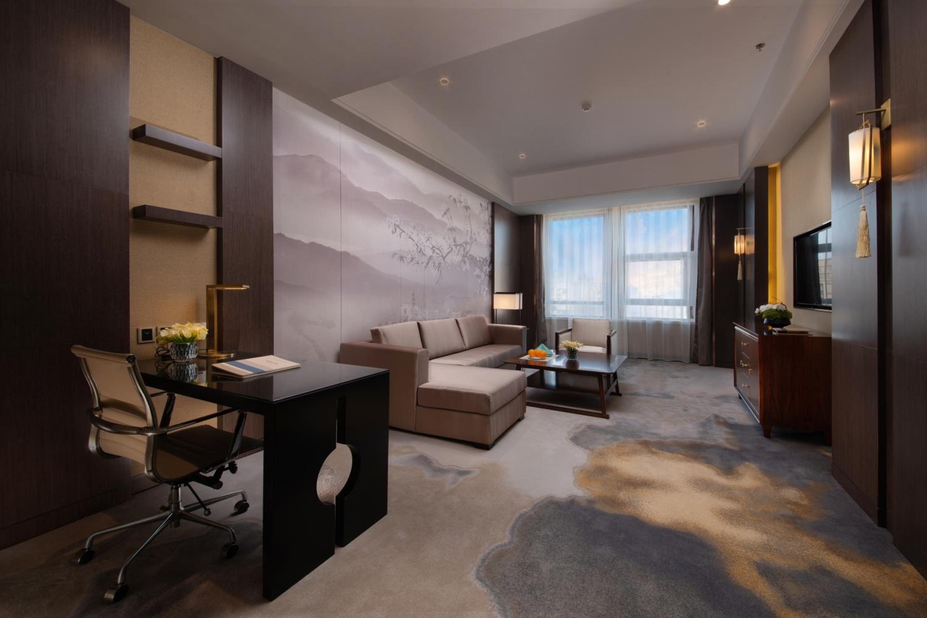 Executive Suite photo 2
