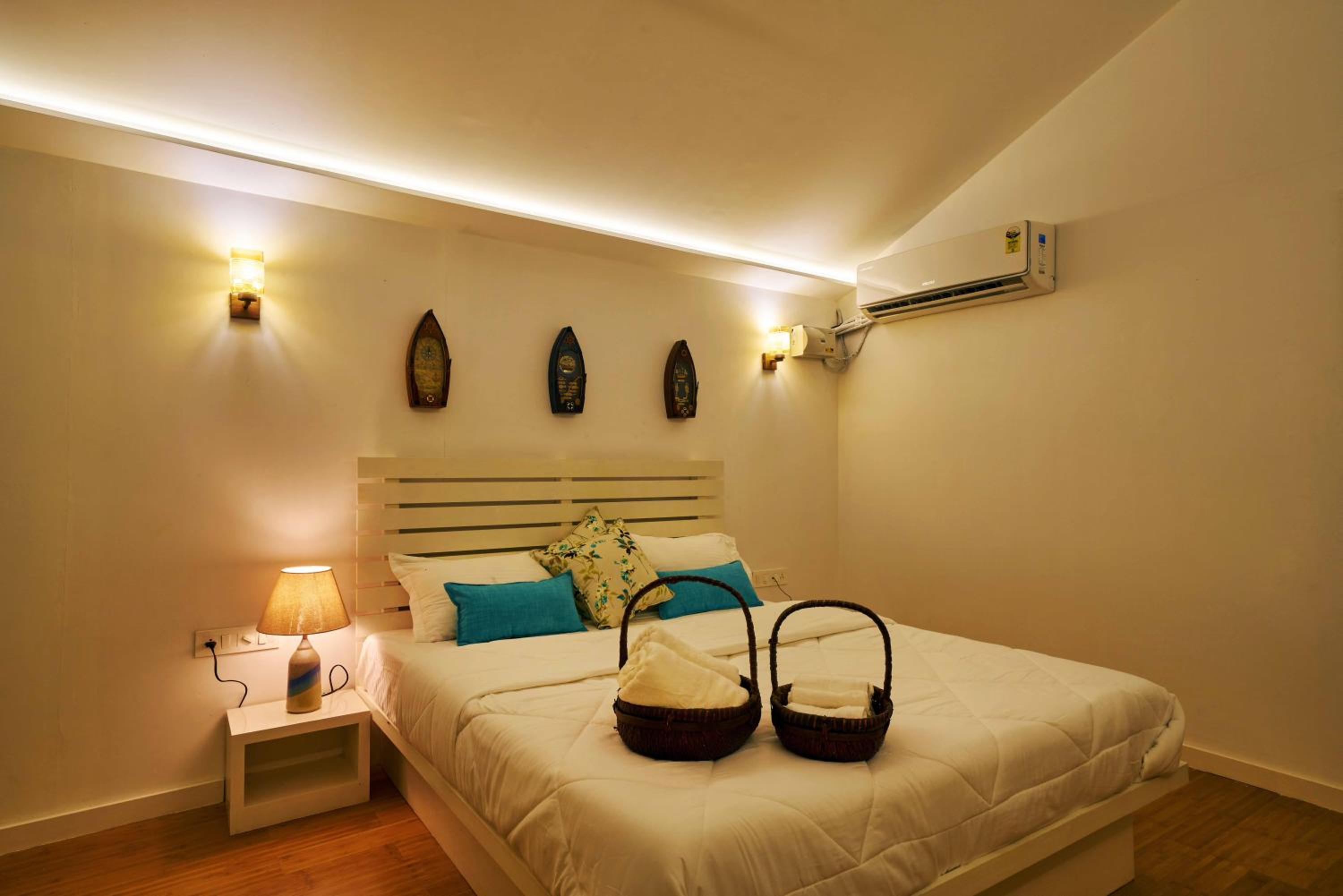 Blu Fern - Cottage with Private External Bathroom (Welcome Drink on Arrival) - 15% Discount on Food & Beverages