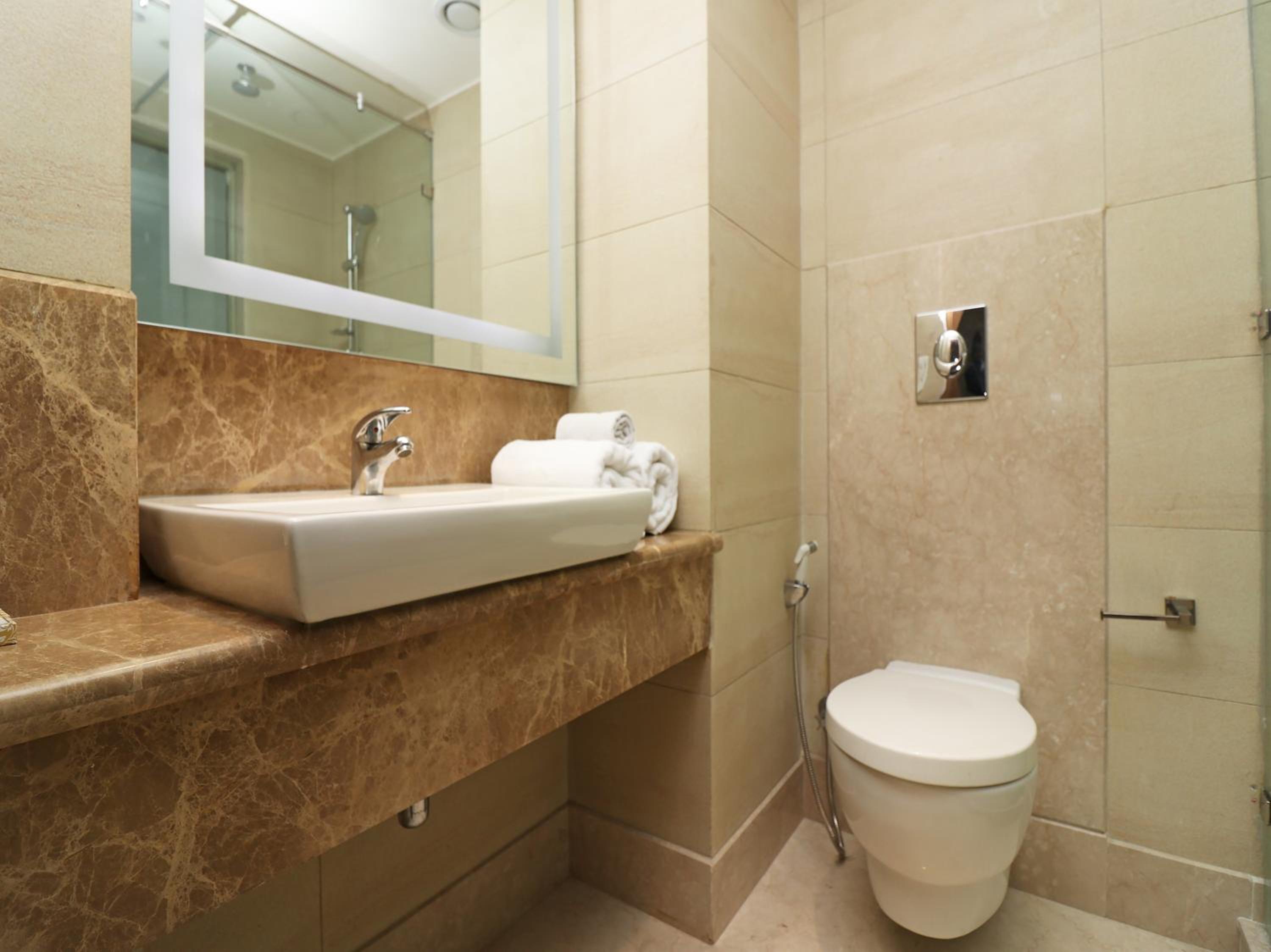 Deluxe Double or Twin Room - Photo 4