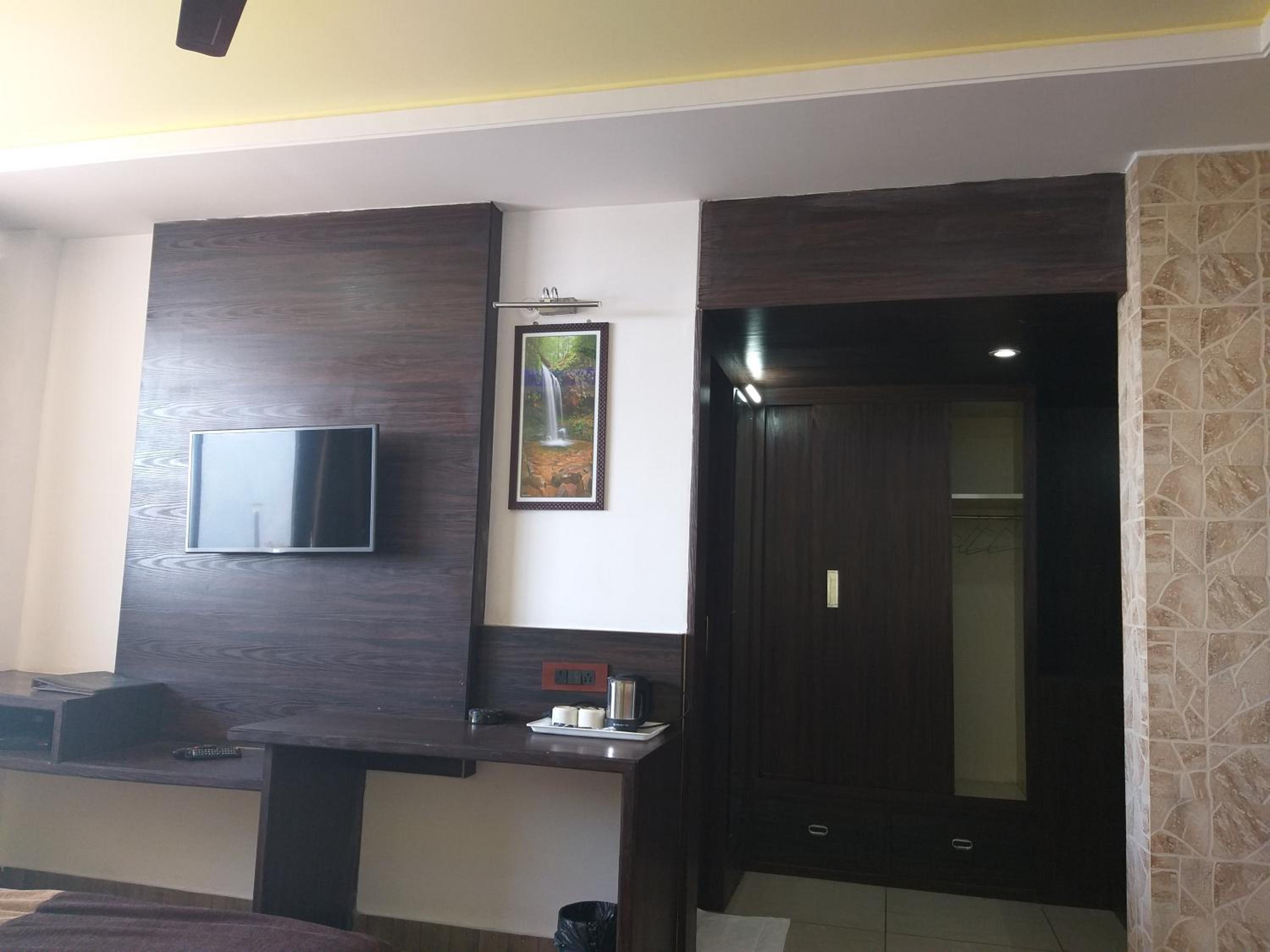 Super Deluxe Room Without Balcony