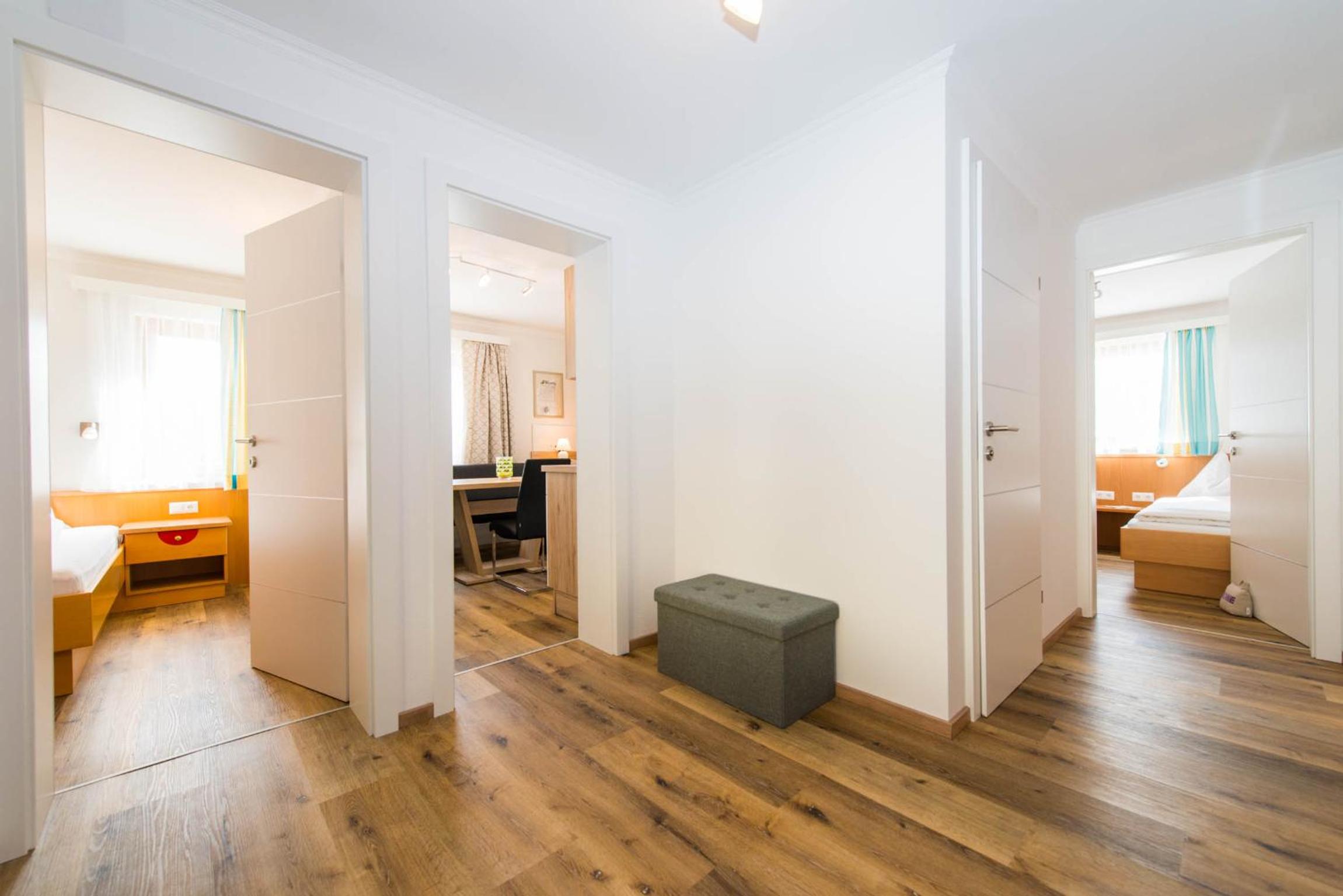 Apartment with Terrace photo 3