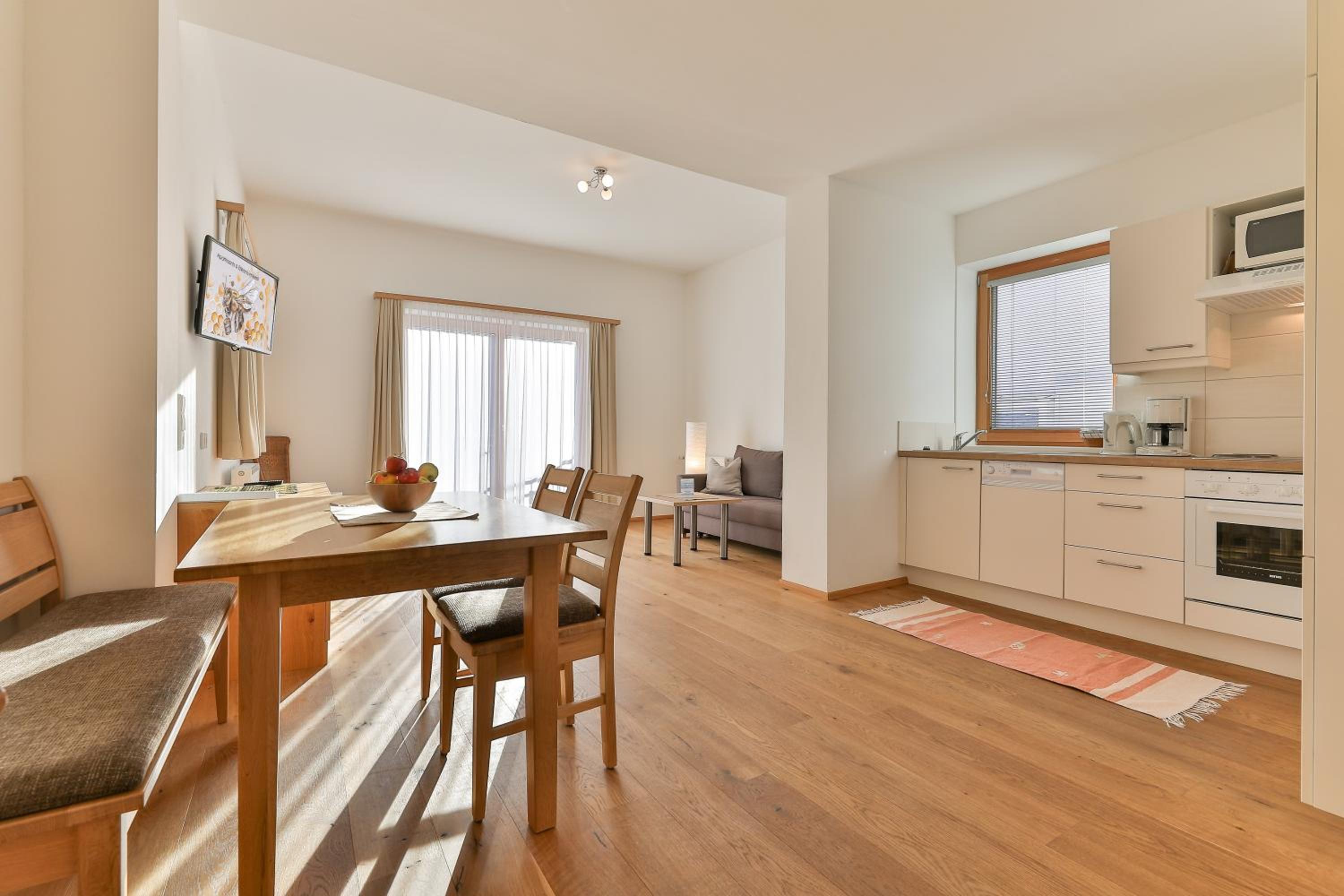 Superior One-Bedroom Apartment with Terrace photo 3