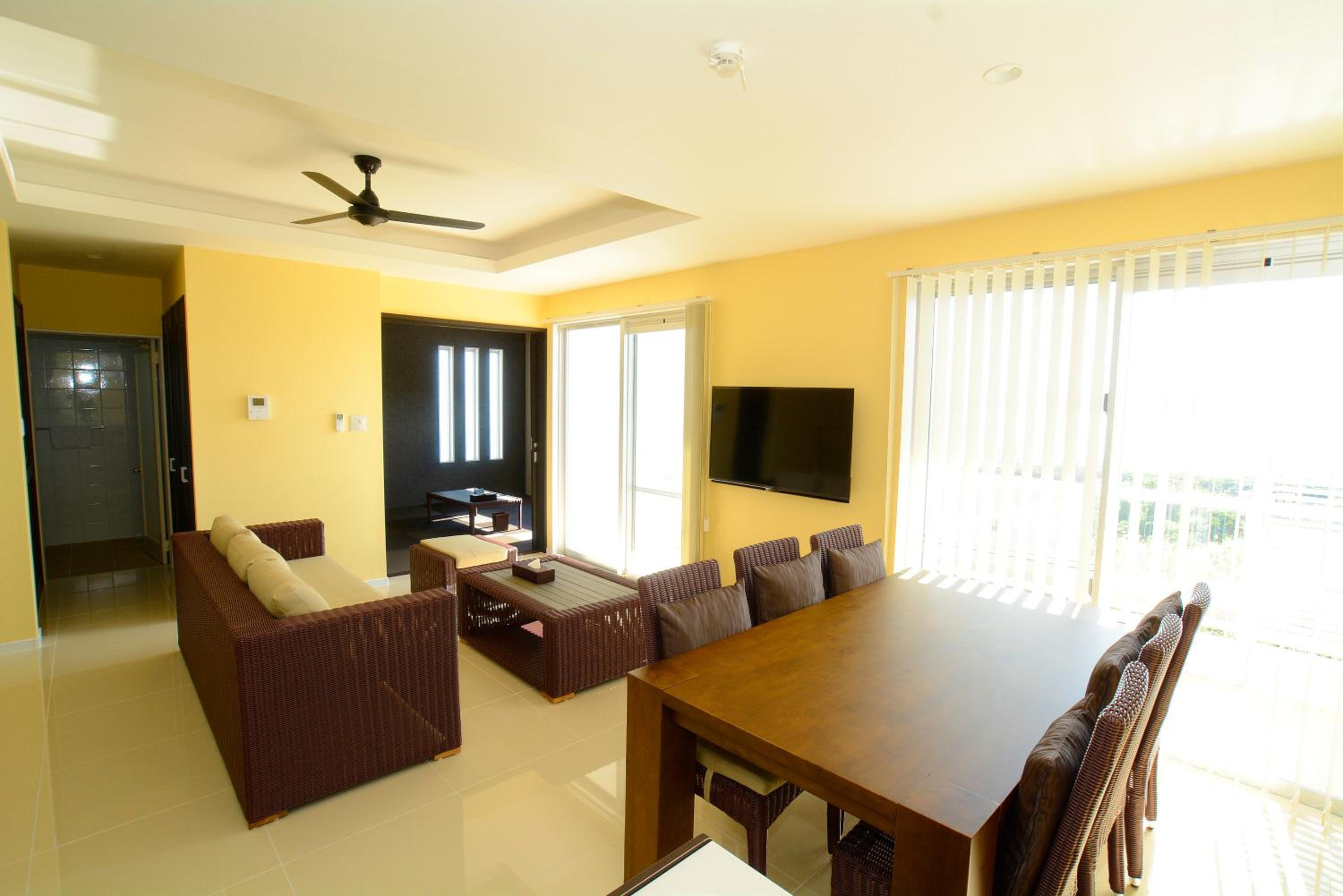 Three-Bedroom Villa photo 3