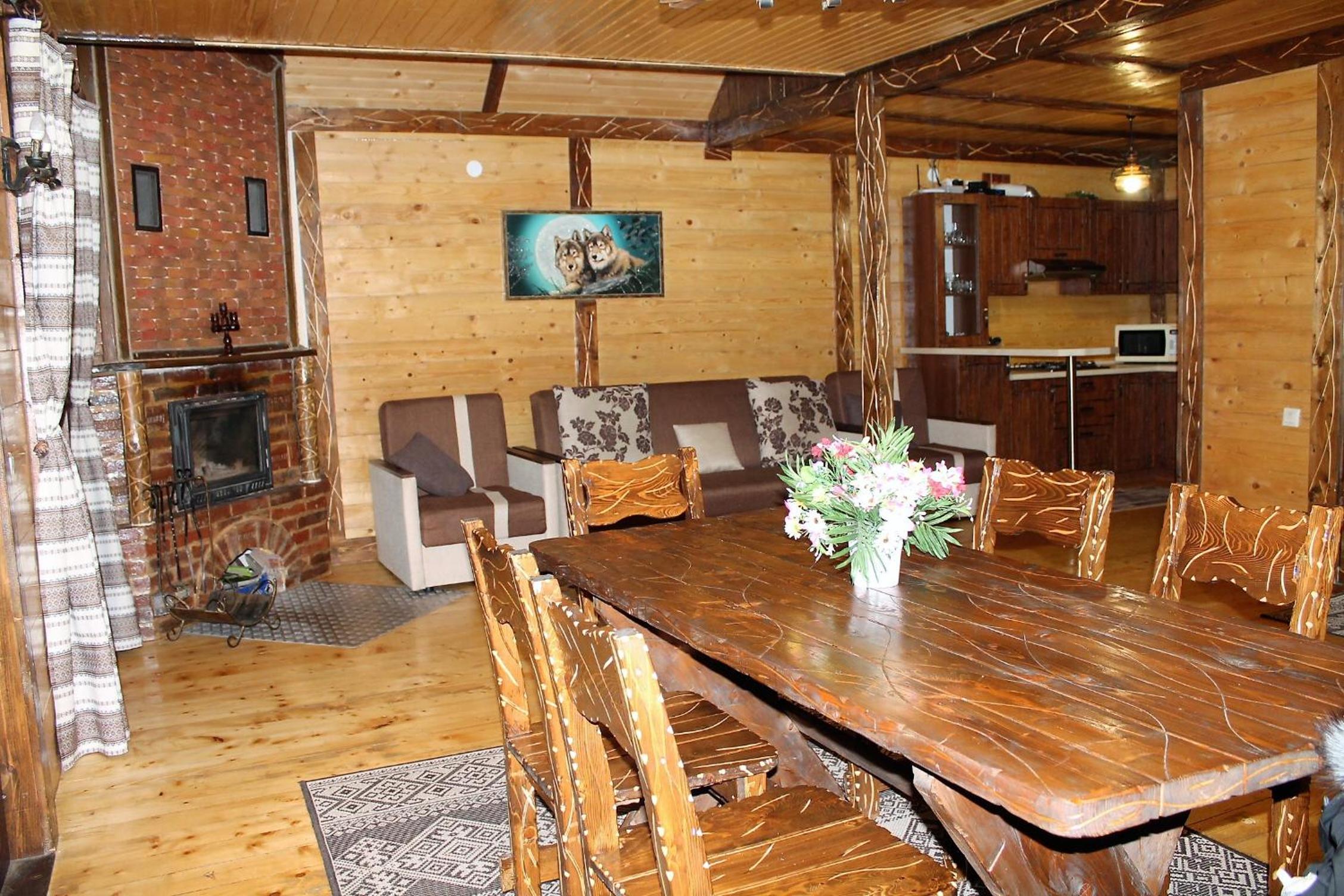 Four-Bedroom House photo 2