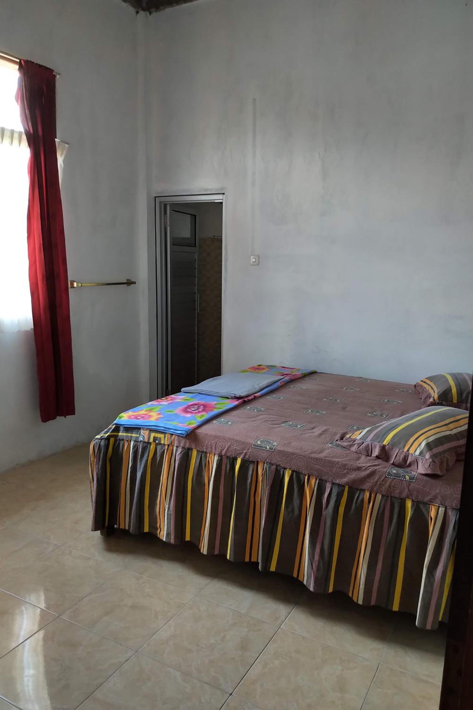 Double or Twin Room with Bathroom photo 1