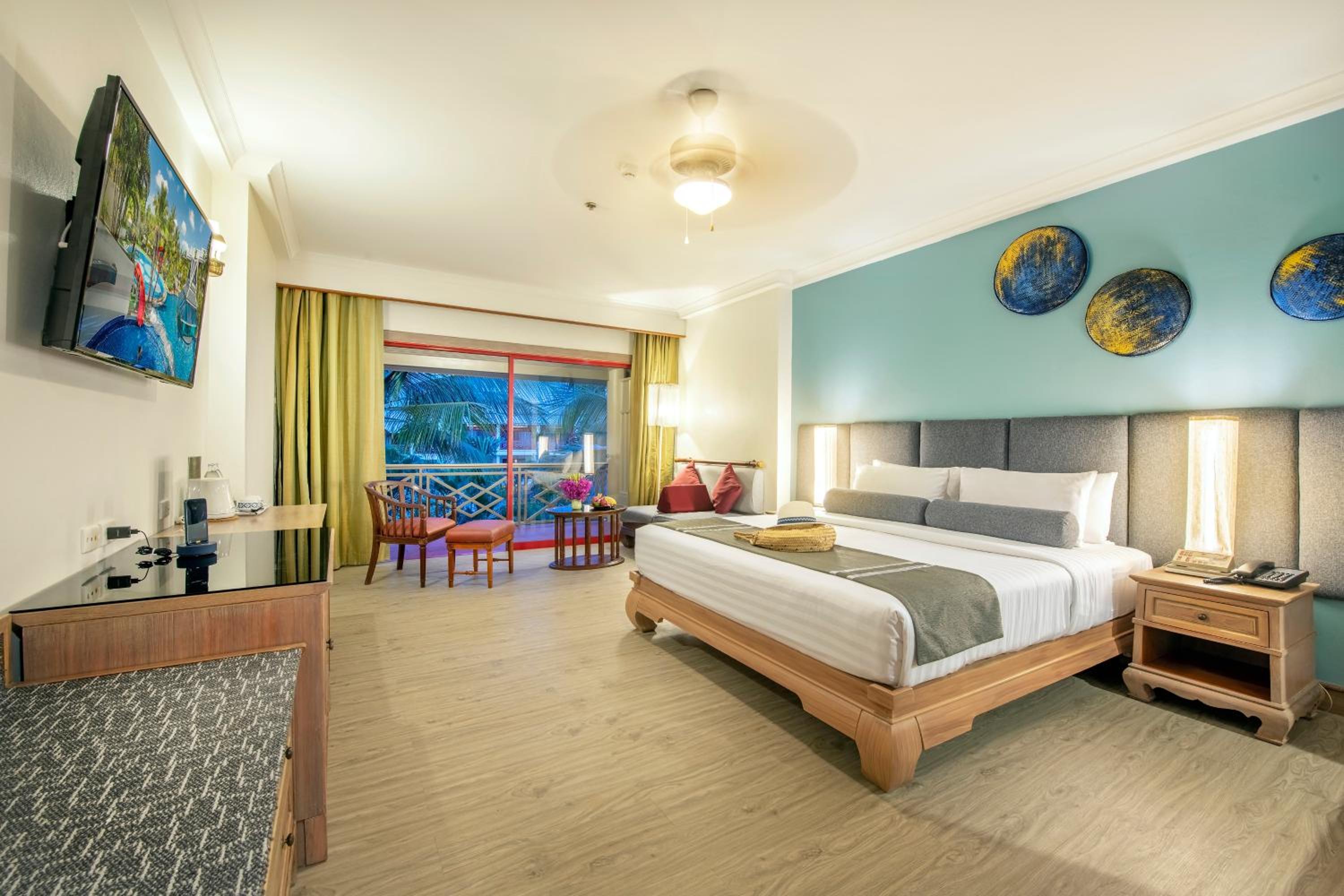 Deluxe Double or Twin Room - Photo 6