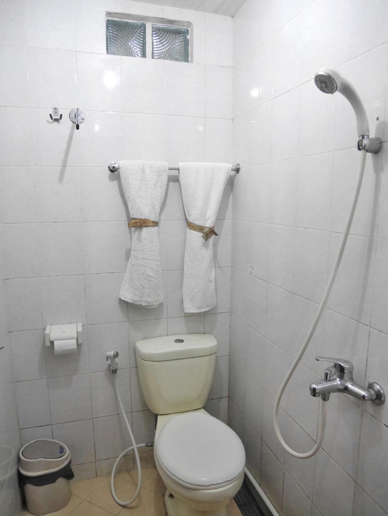 Double Room - Photo 5