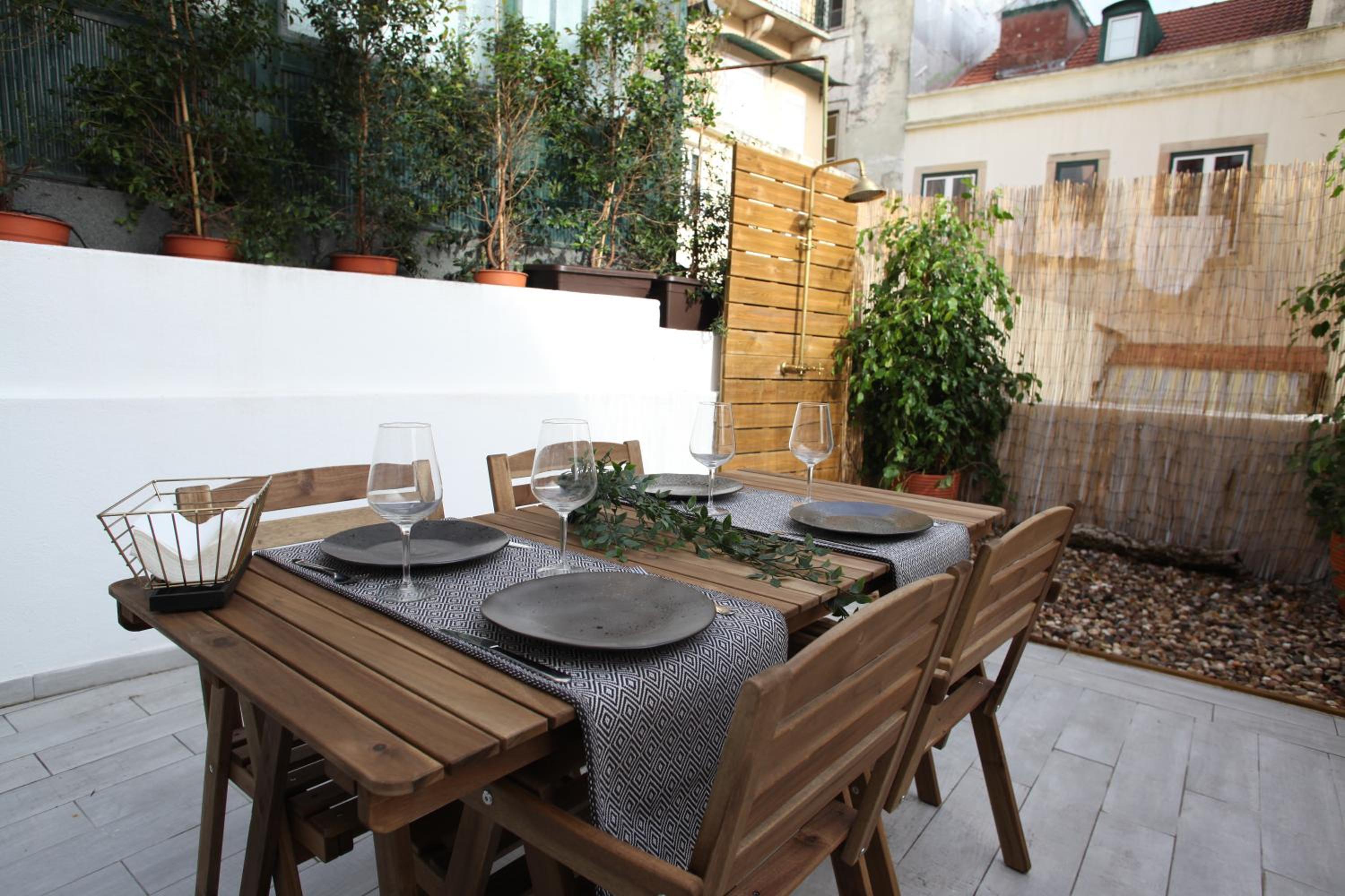 Apartment with Terrace photo 3