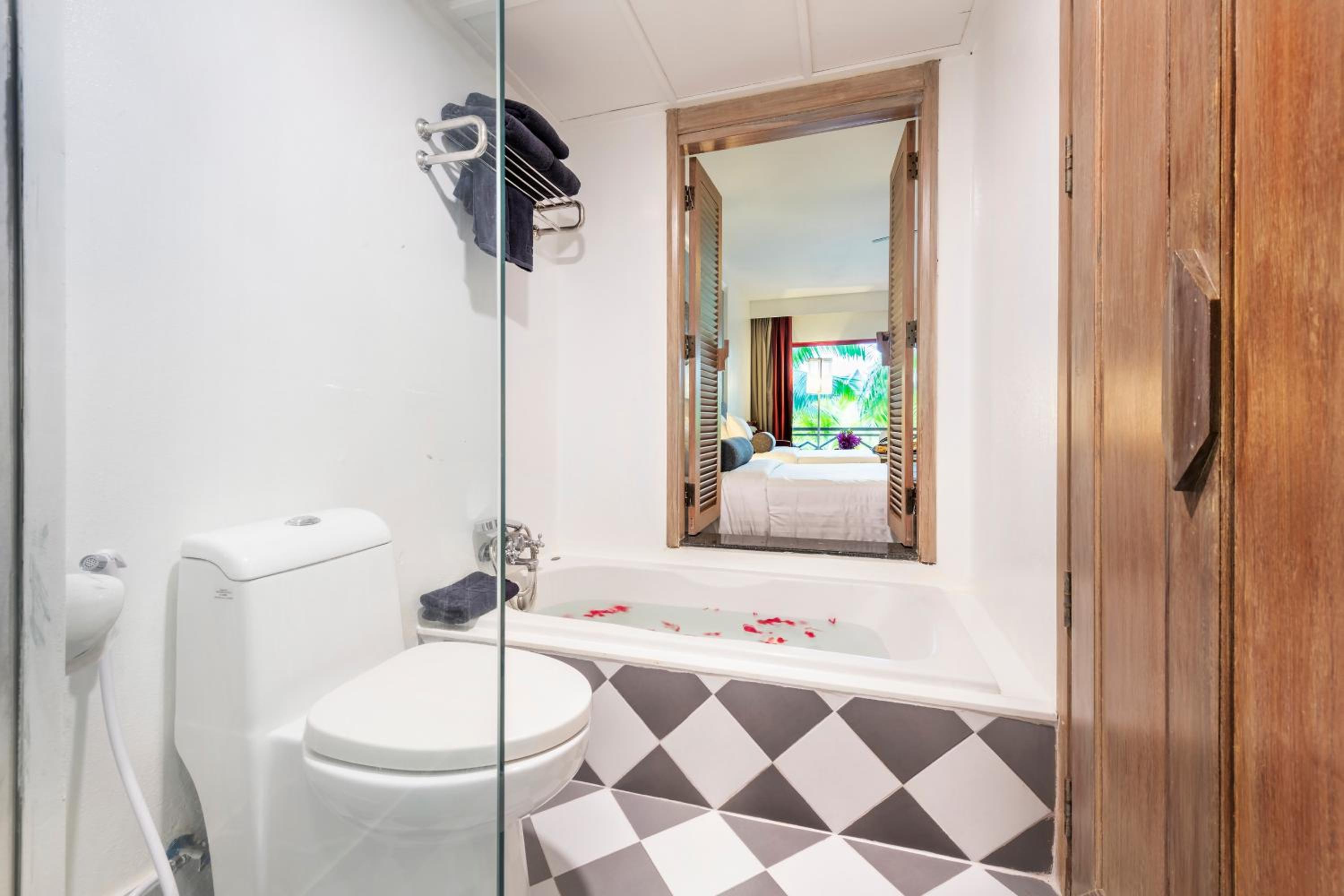 Duplex Suite - Photo 7
