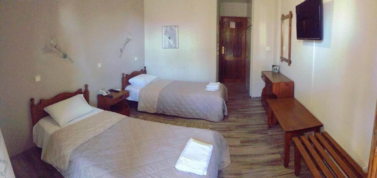 Twin Room - Photo 6