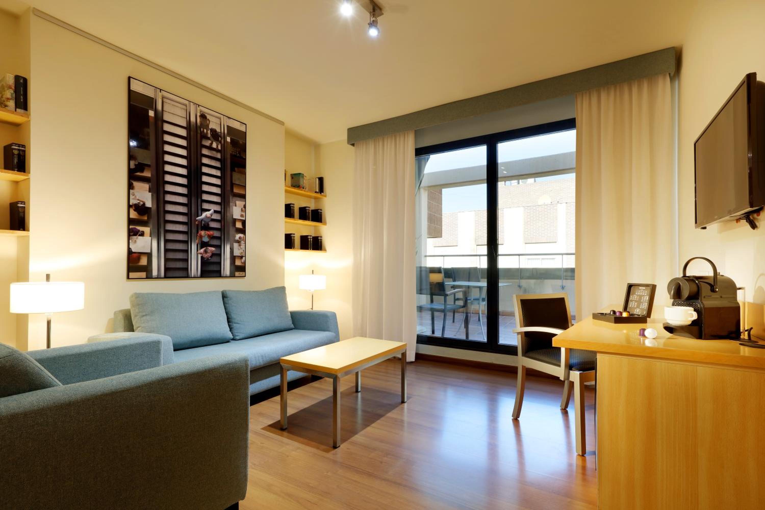 Junior Suite - Photo 11