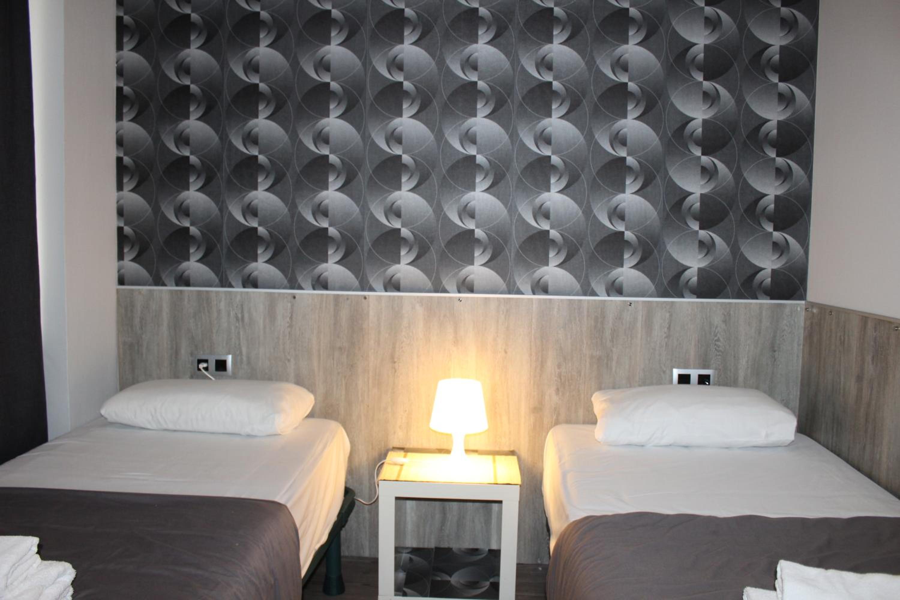Habitación Doble o con Dos Camas con Baño Compartido