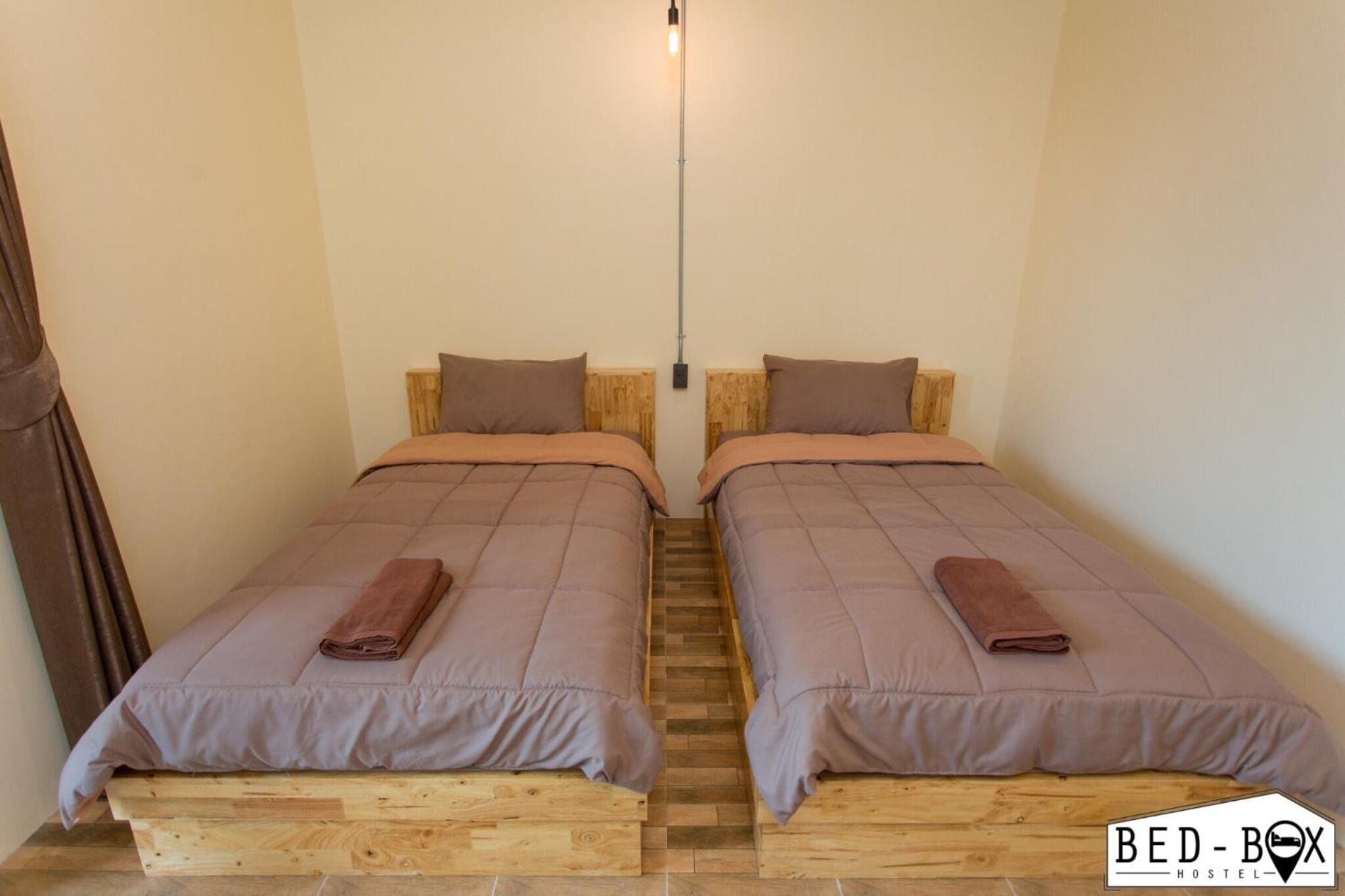 Standard Twin Room - Photo 5