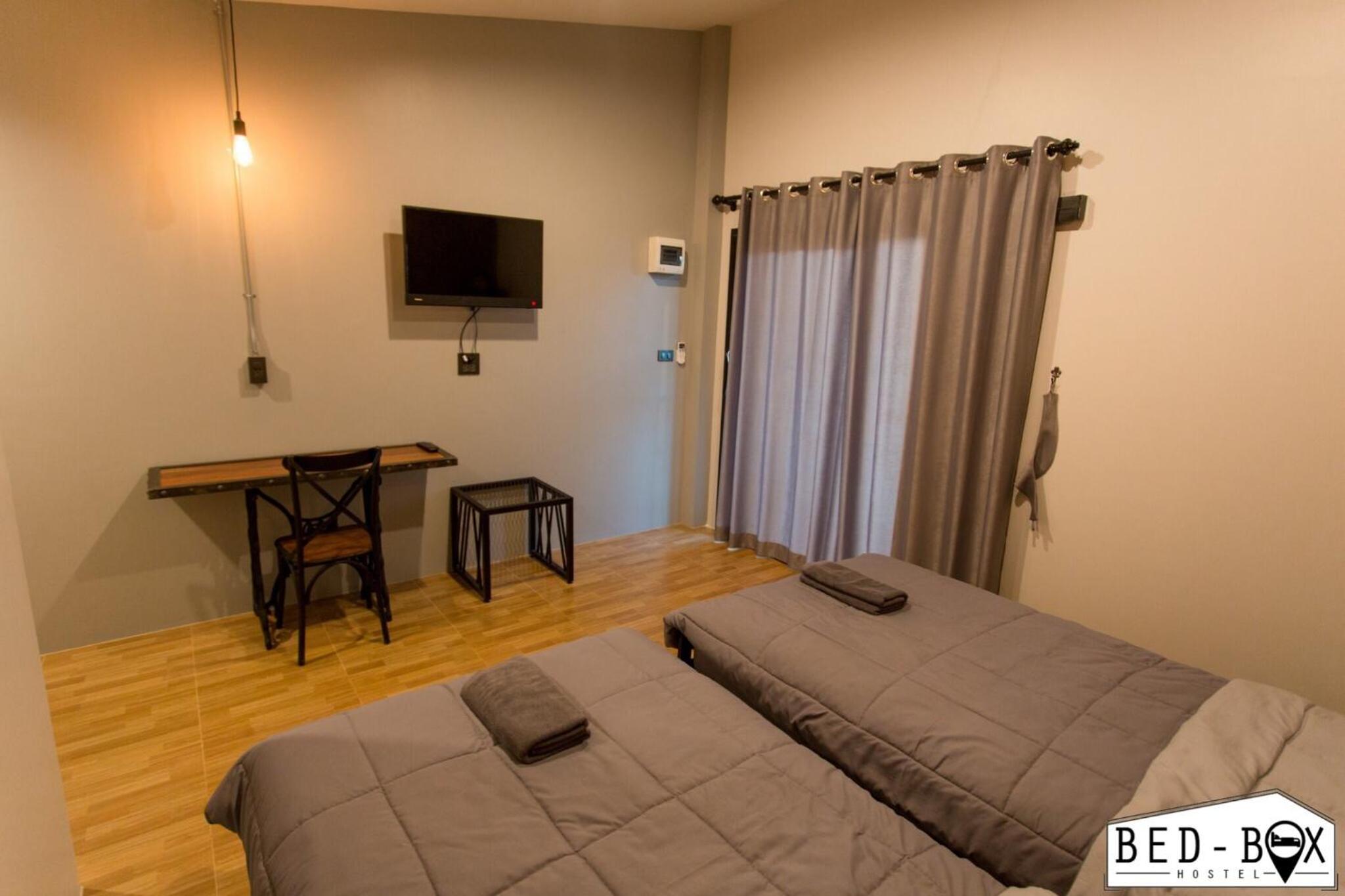 Standard Twin Room - Photo 4