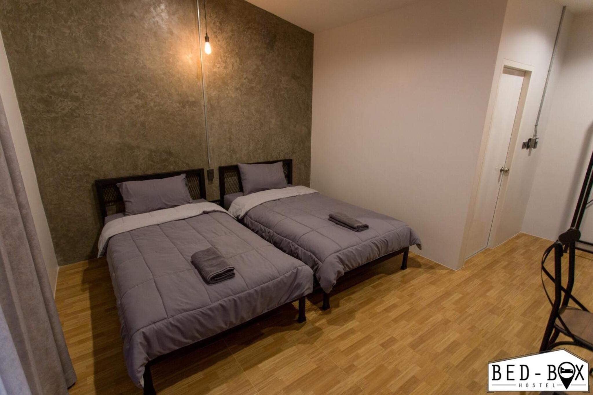 Standard Twin Room - Photo 3