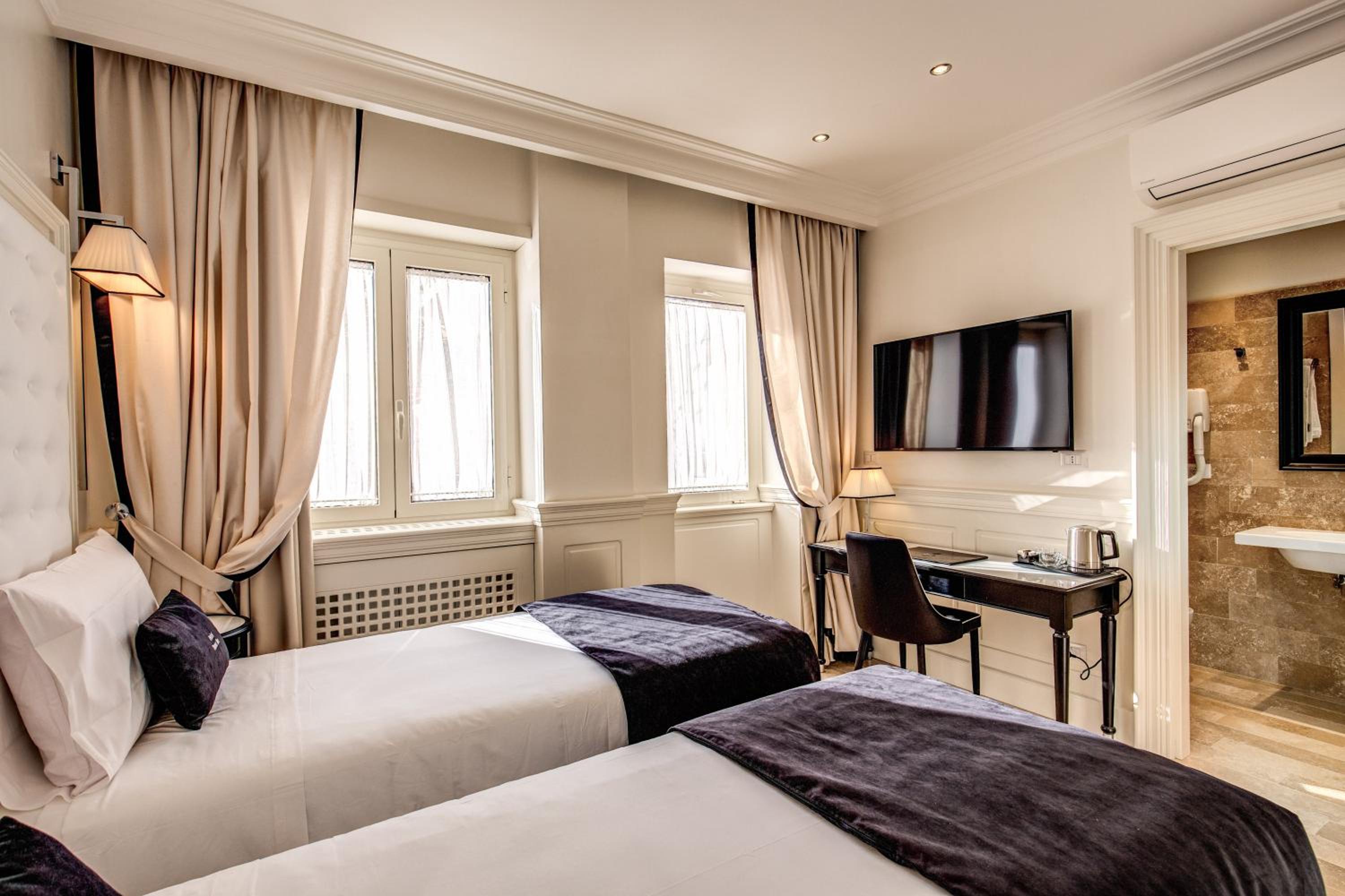 Twin Room photo 2