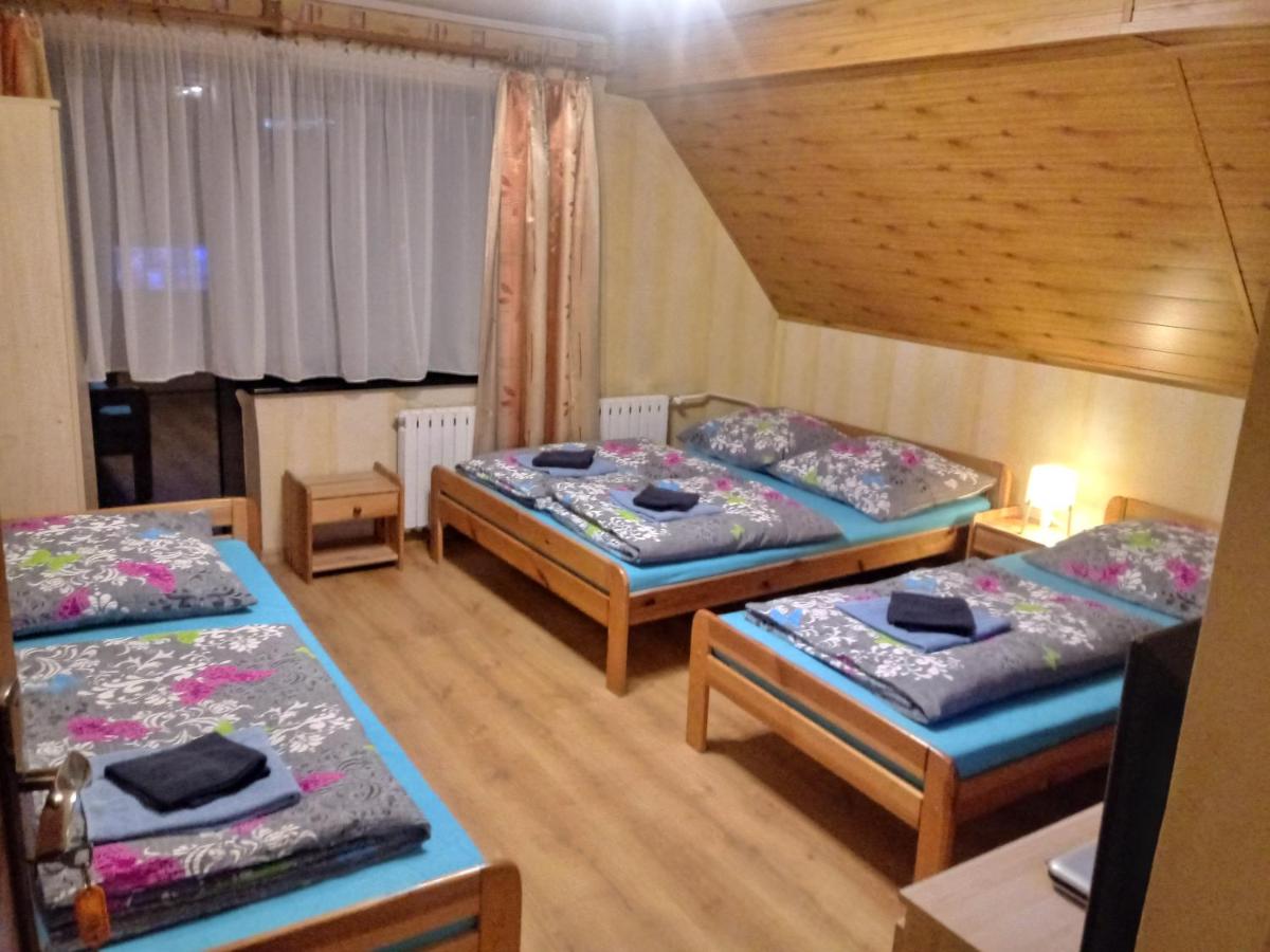 Quadruple Room with Mountain View - Photo 4